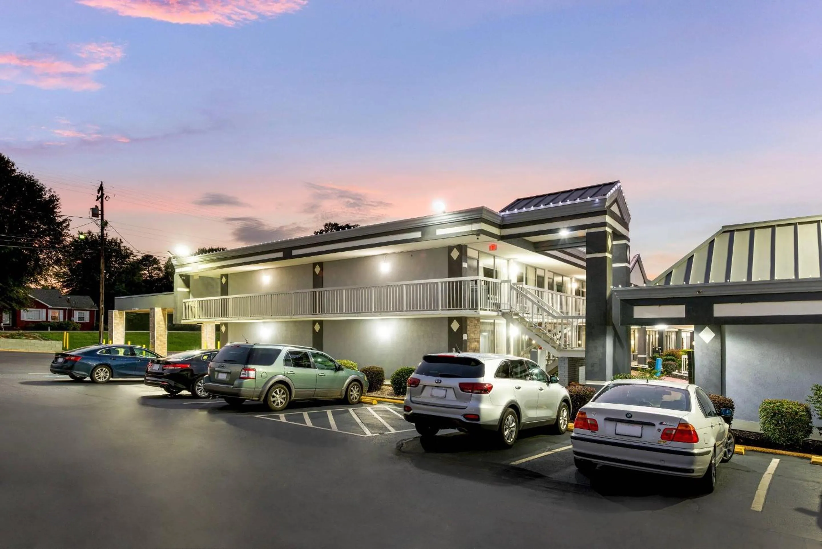 Property building in Quality Inn Concord Kannapolis