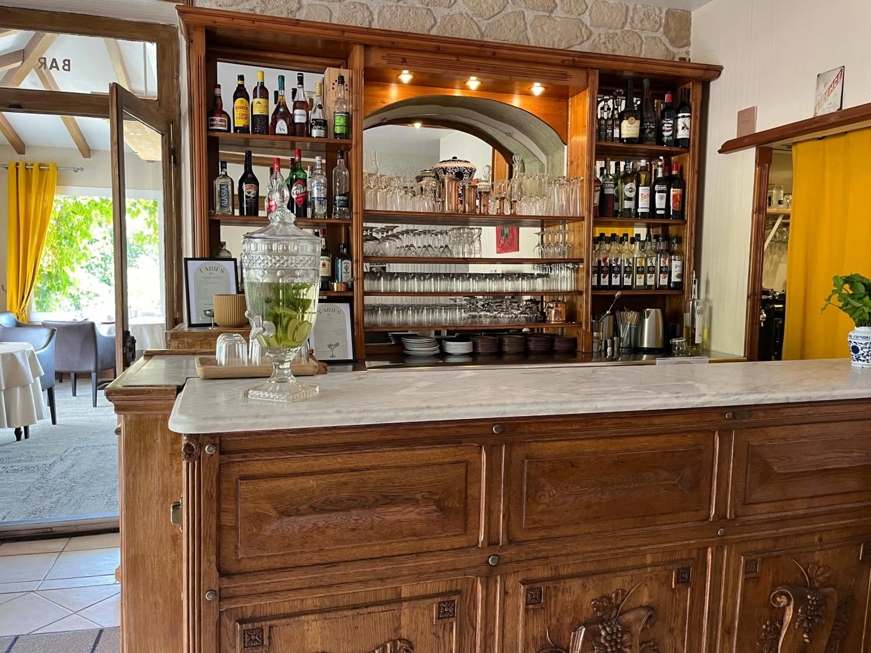 Lounge or bar in Savoy Hotel