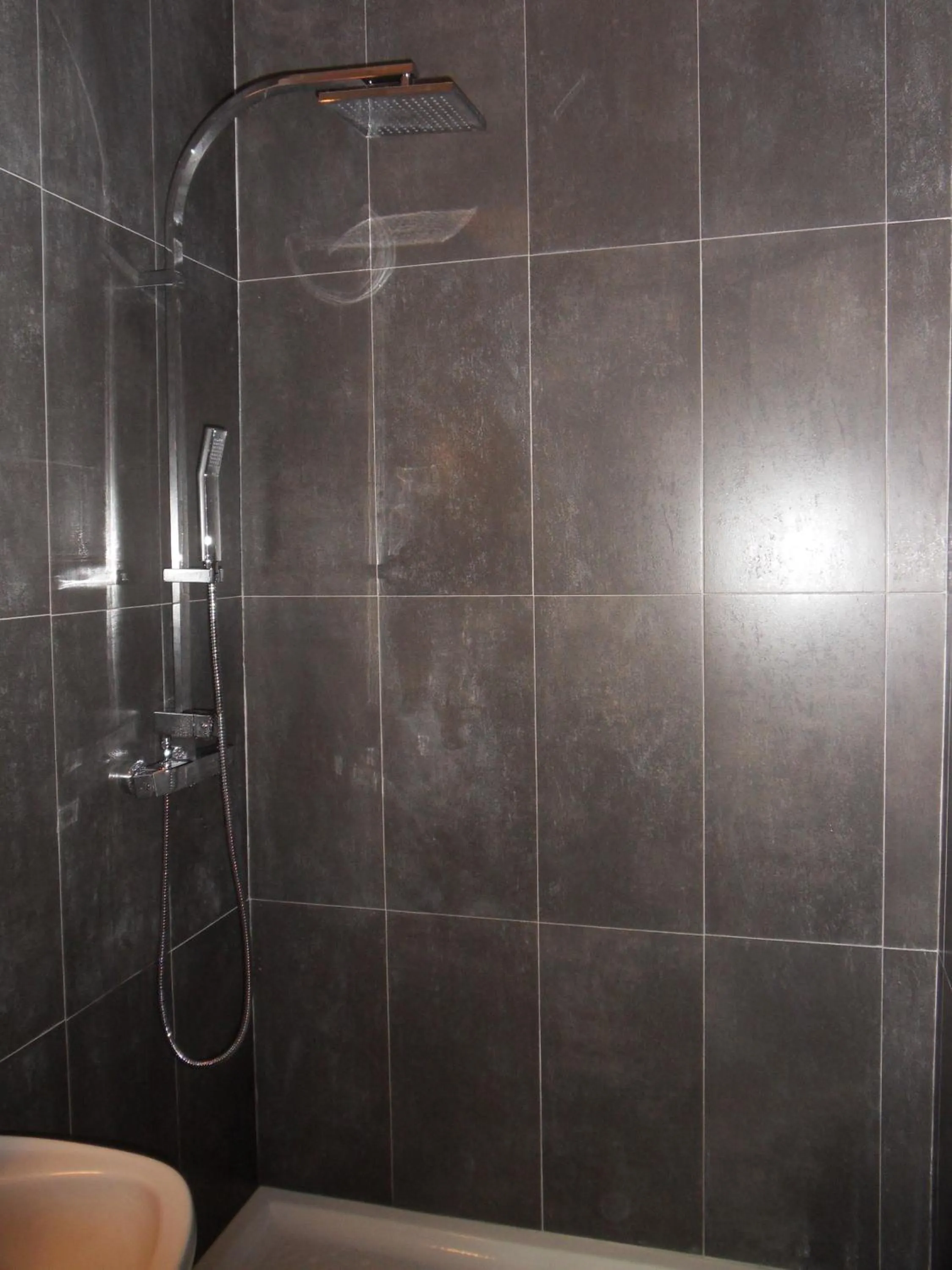 Shower in Savoy Hotel