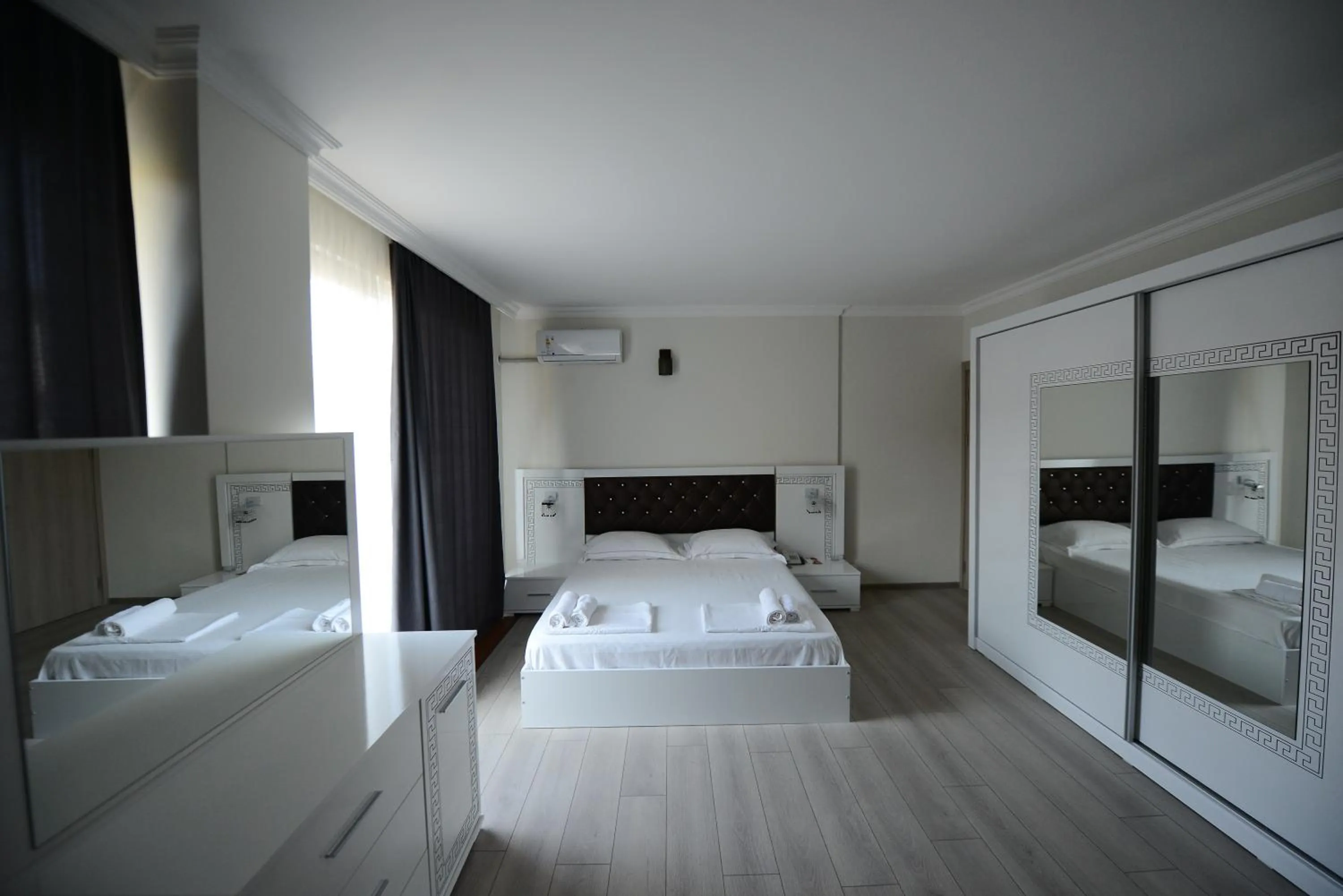 Bed in Hotel Aristocrat Batumi