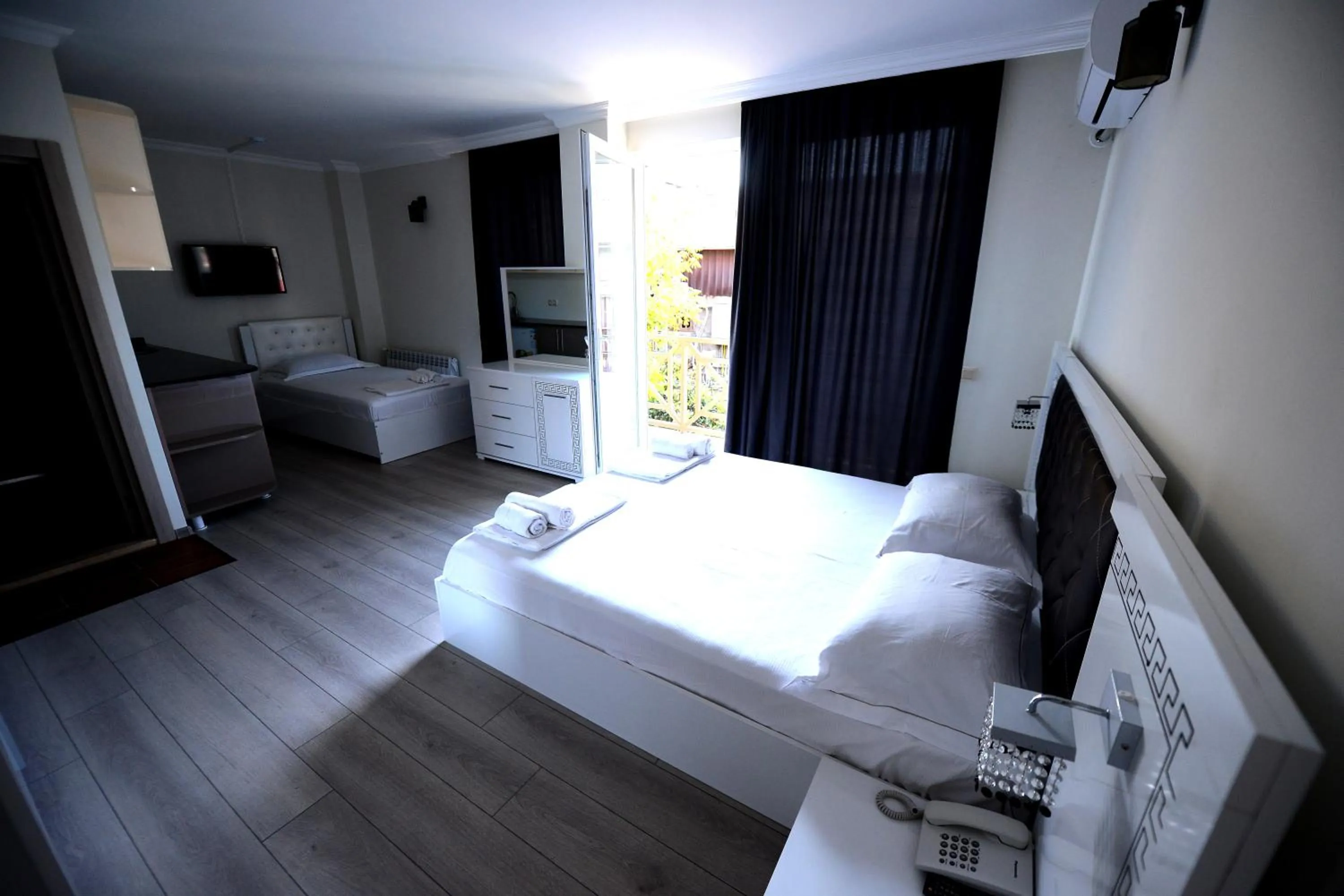 Bed in Hotel Aristocrat Batumi