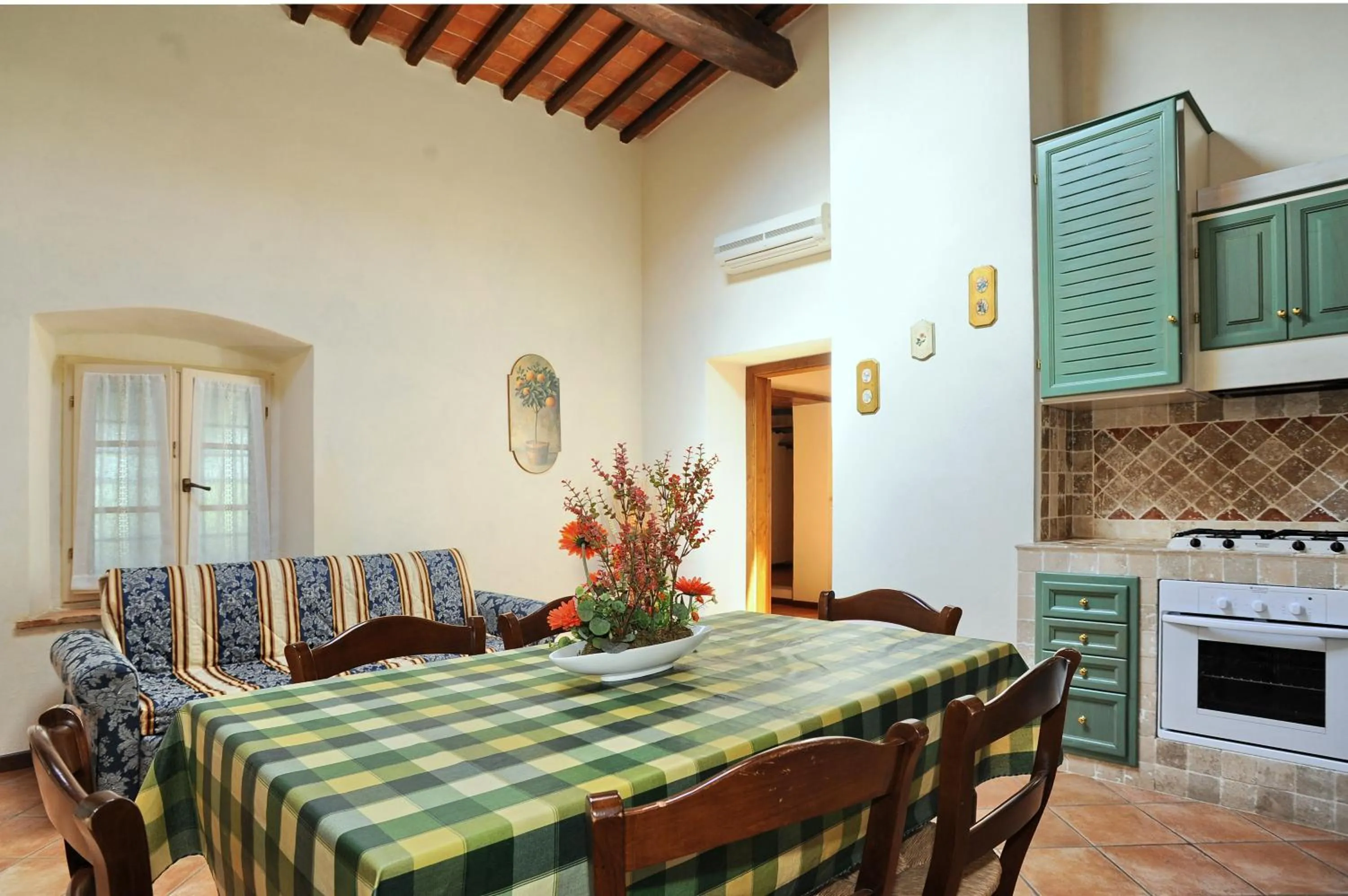 Kitchen or kitchenette in Erboli Residence