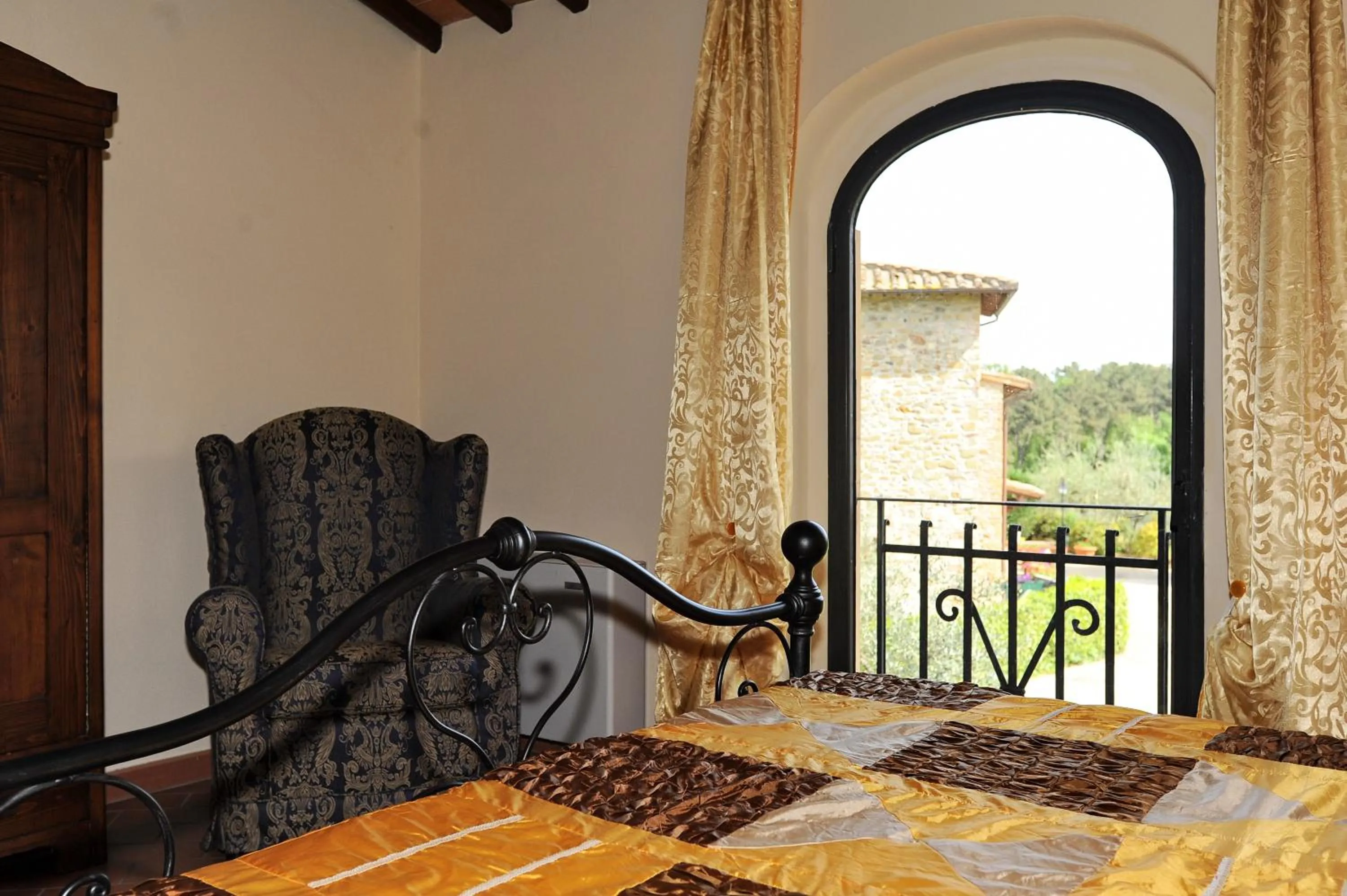 Bedroom, Bed in Erboli Residence