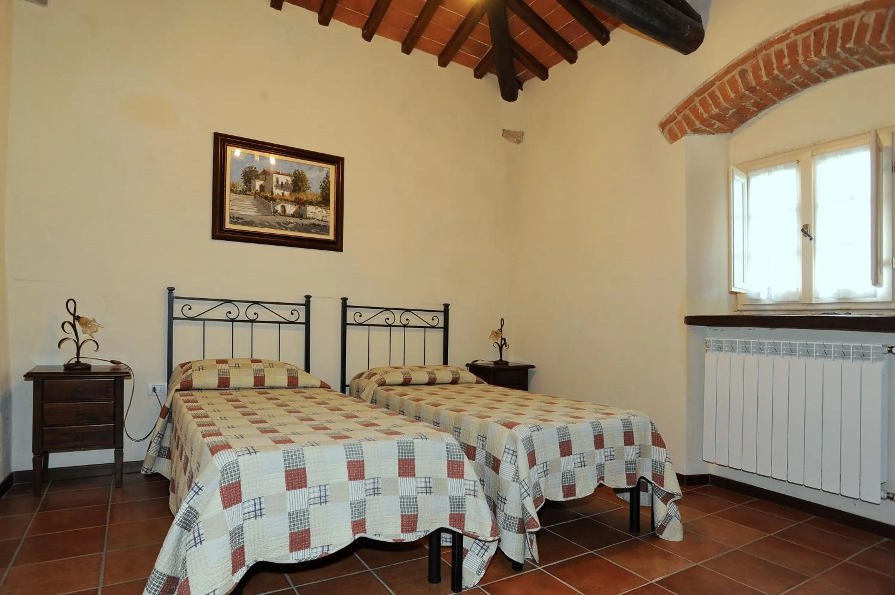 Bed in Erboli Residence