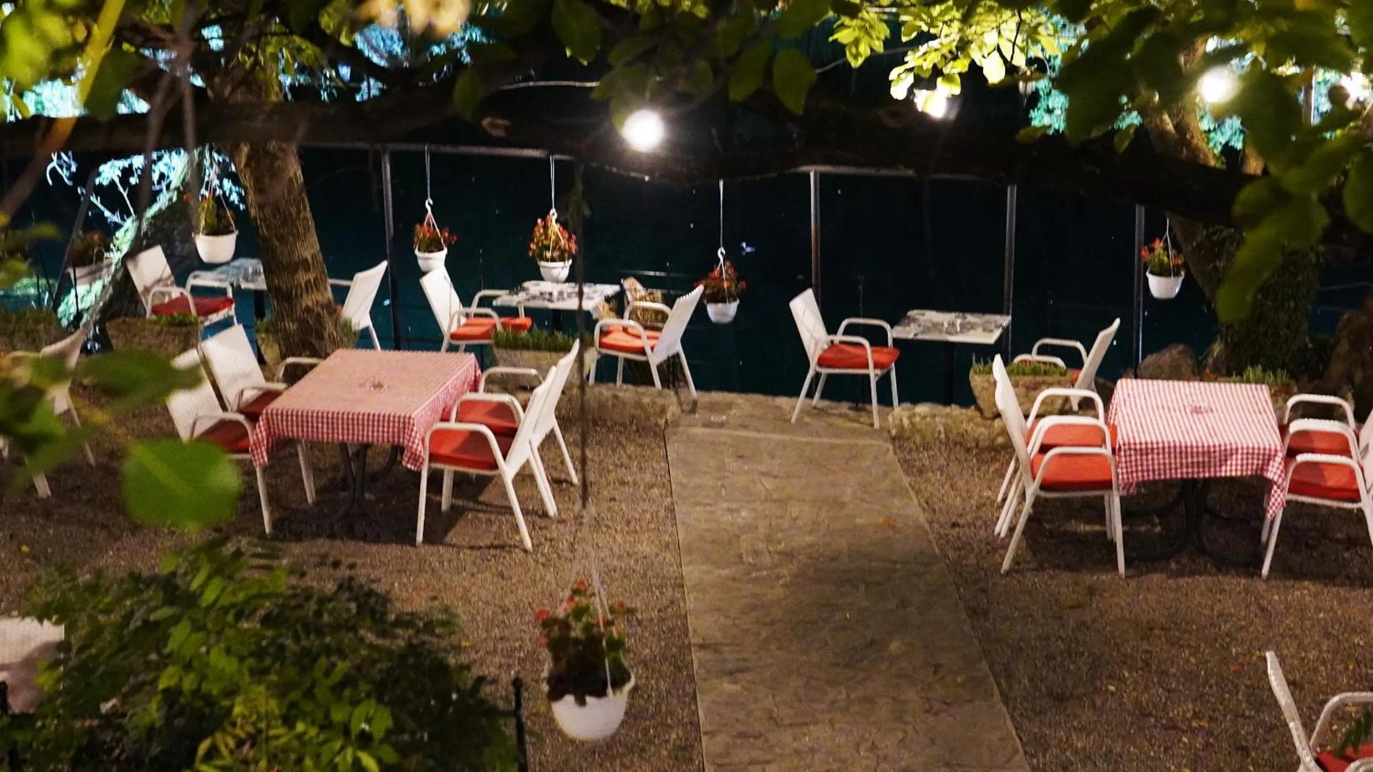 Restaurant/places to eat in Hotel Vila Ivanković