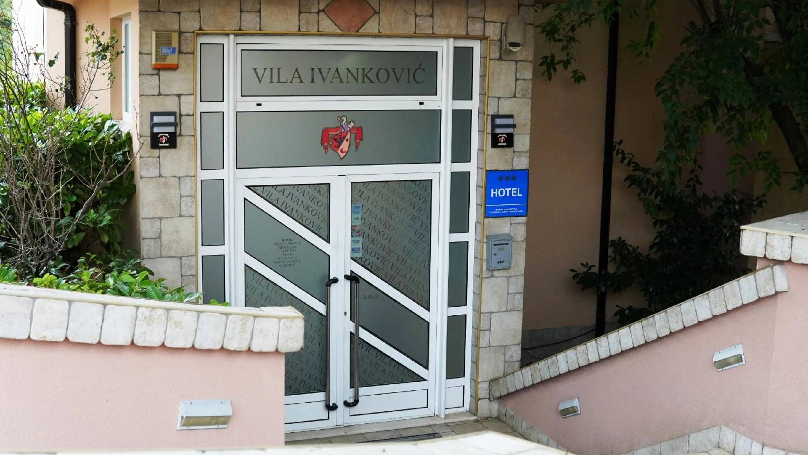 Facade/entrance in Hotel Vila Ivanković