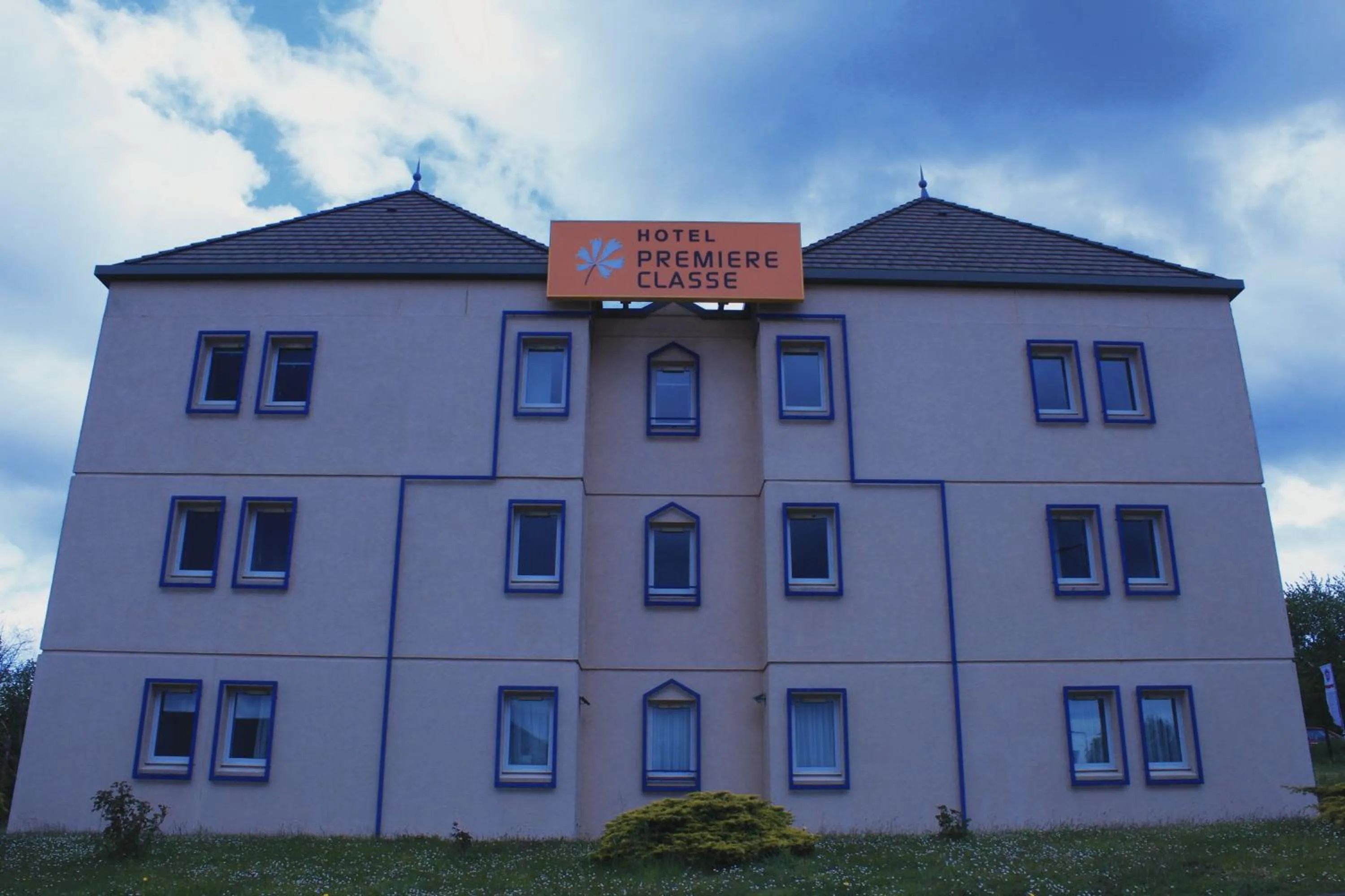 Property building in Premiere Classe Rouen Nord - Barentin