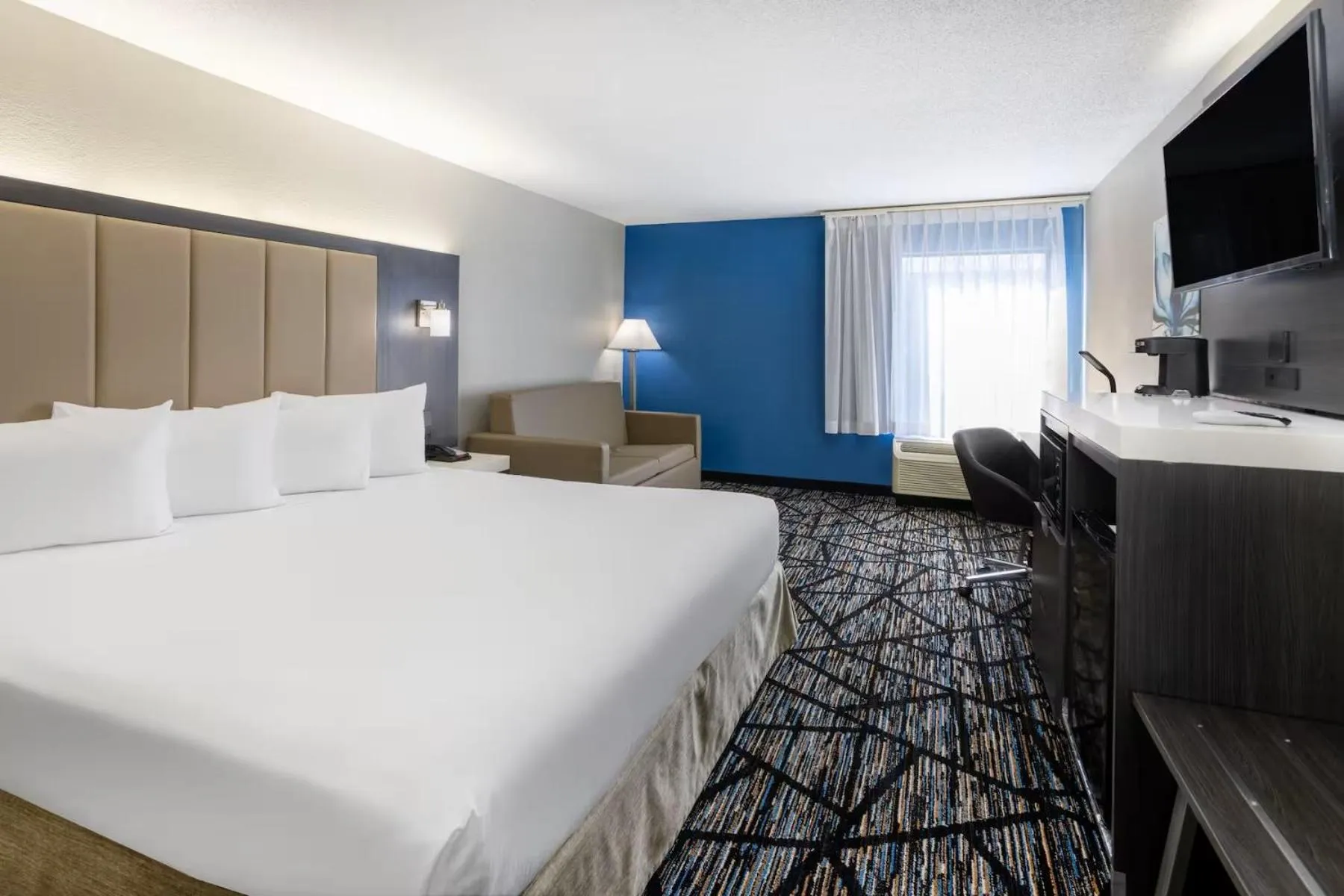 Bed in Baymont by Wyndham La Vergne Nashville I-24 East