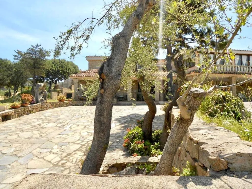 Property building in Hotel Grazia Deledda