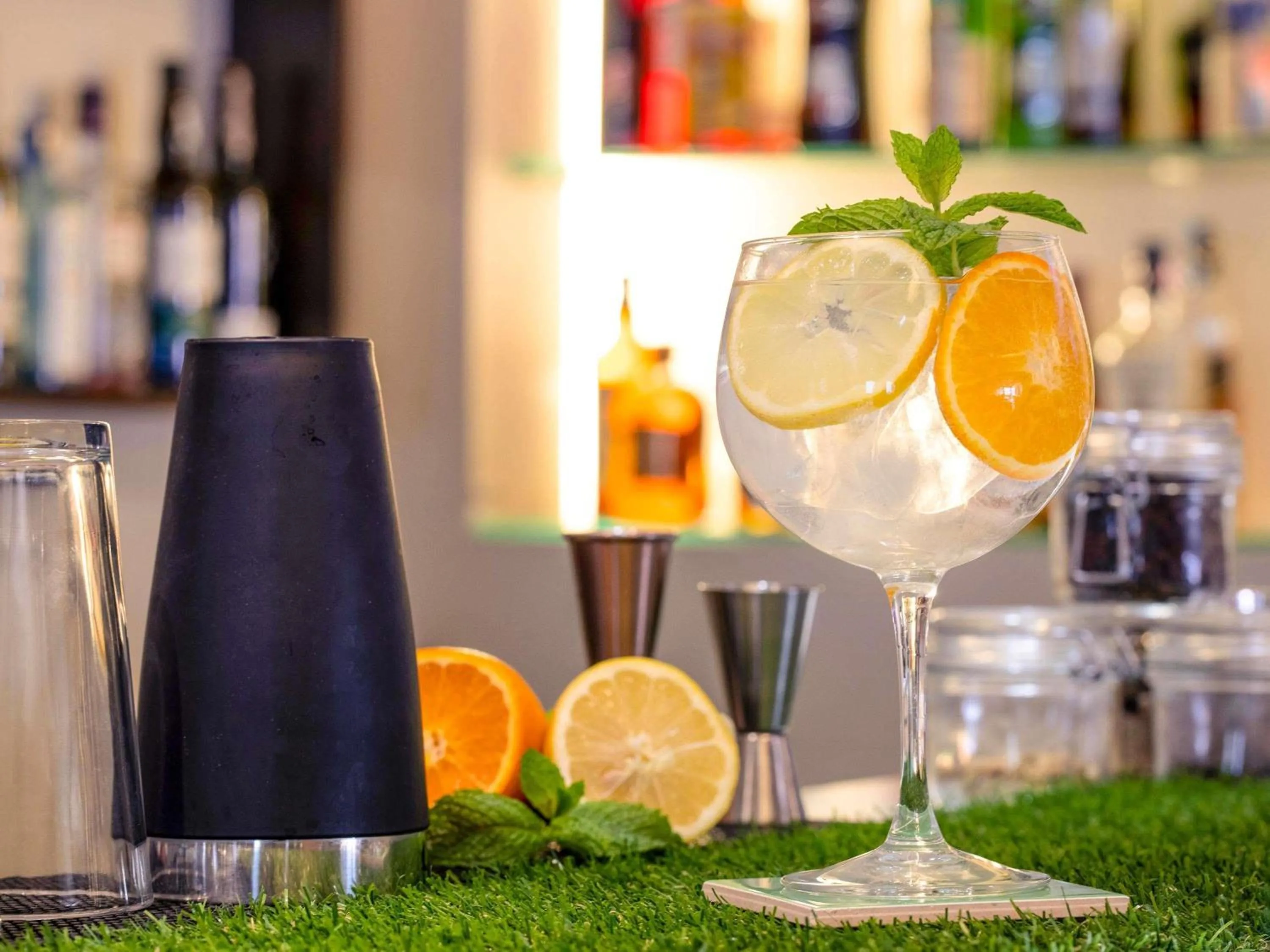 Lounge or bar in Mercure Porto Centro Santa Catarina