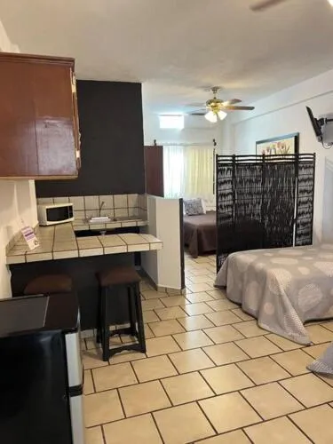 Kitchen or kitchenette in El Rincon de Los Angeles