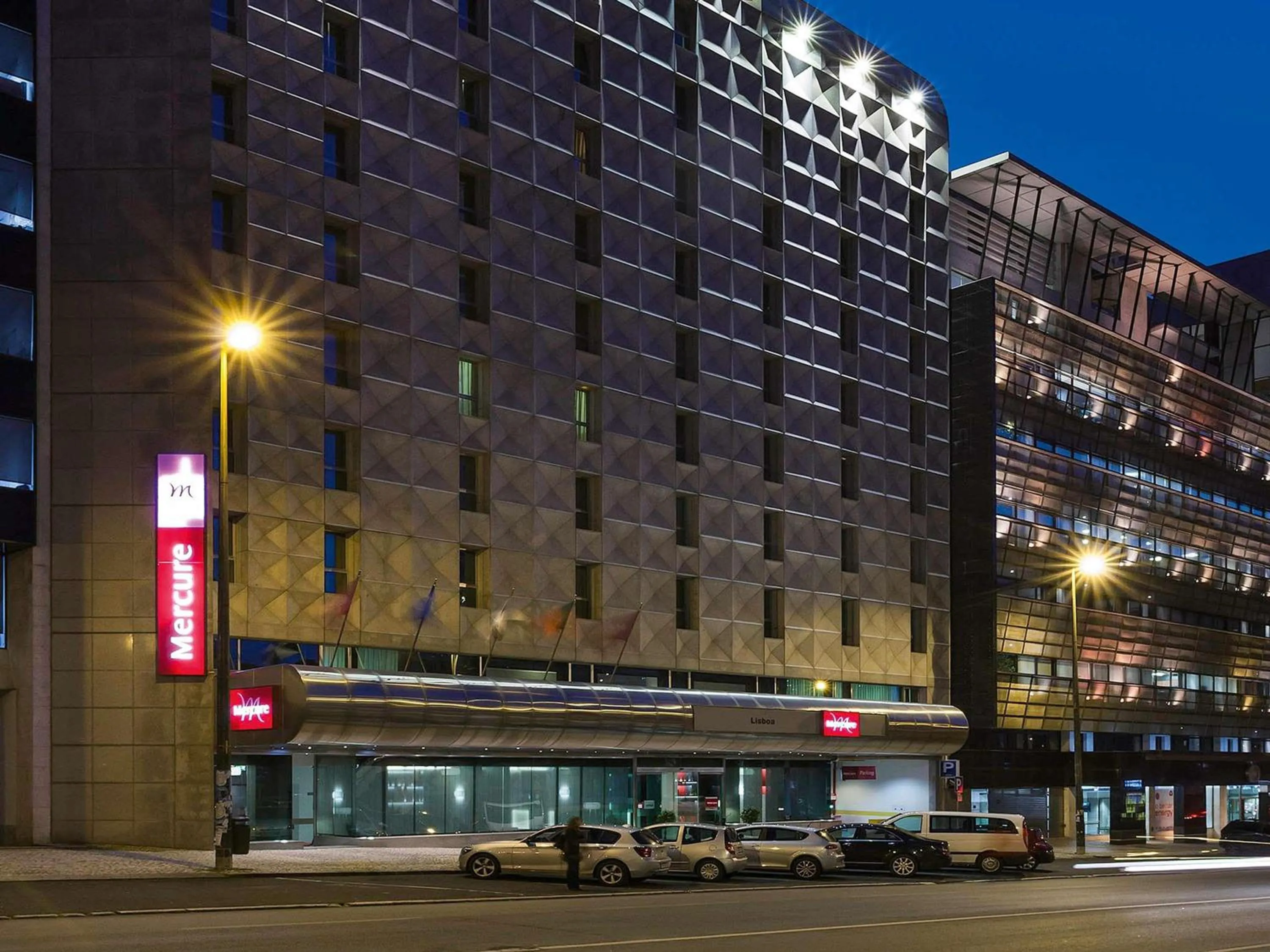 Property building in Hotel Mercure Lisboa