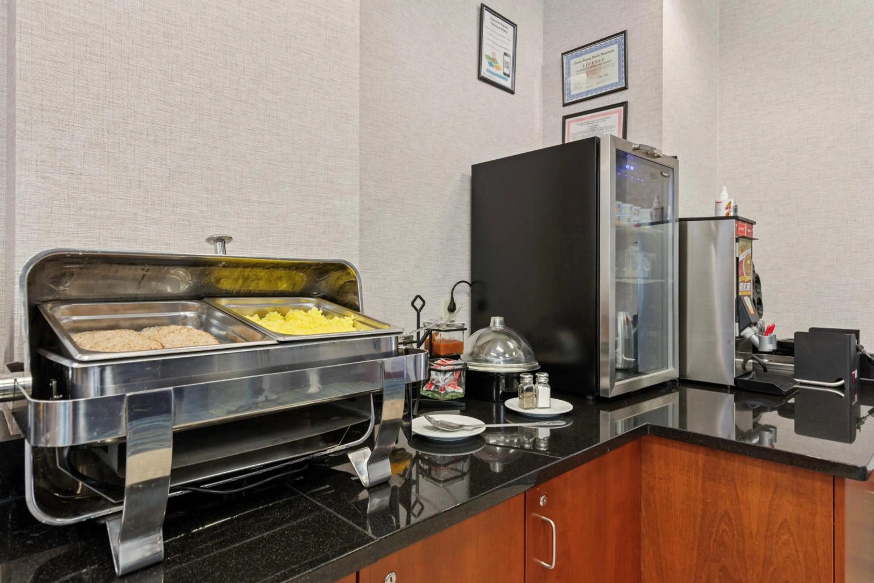 Breakfast in The Hotel Warner