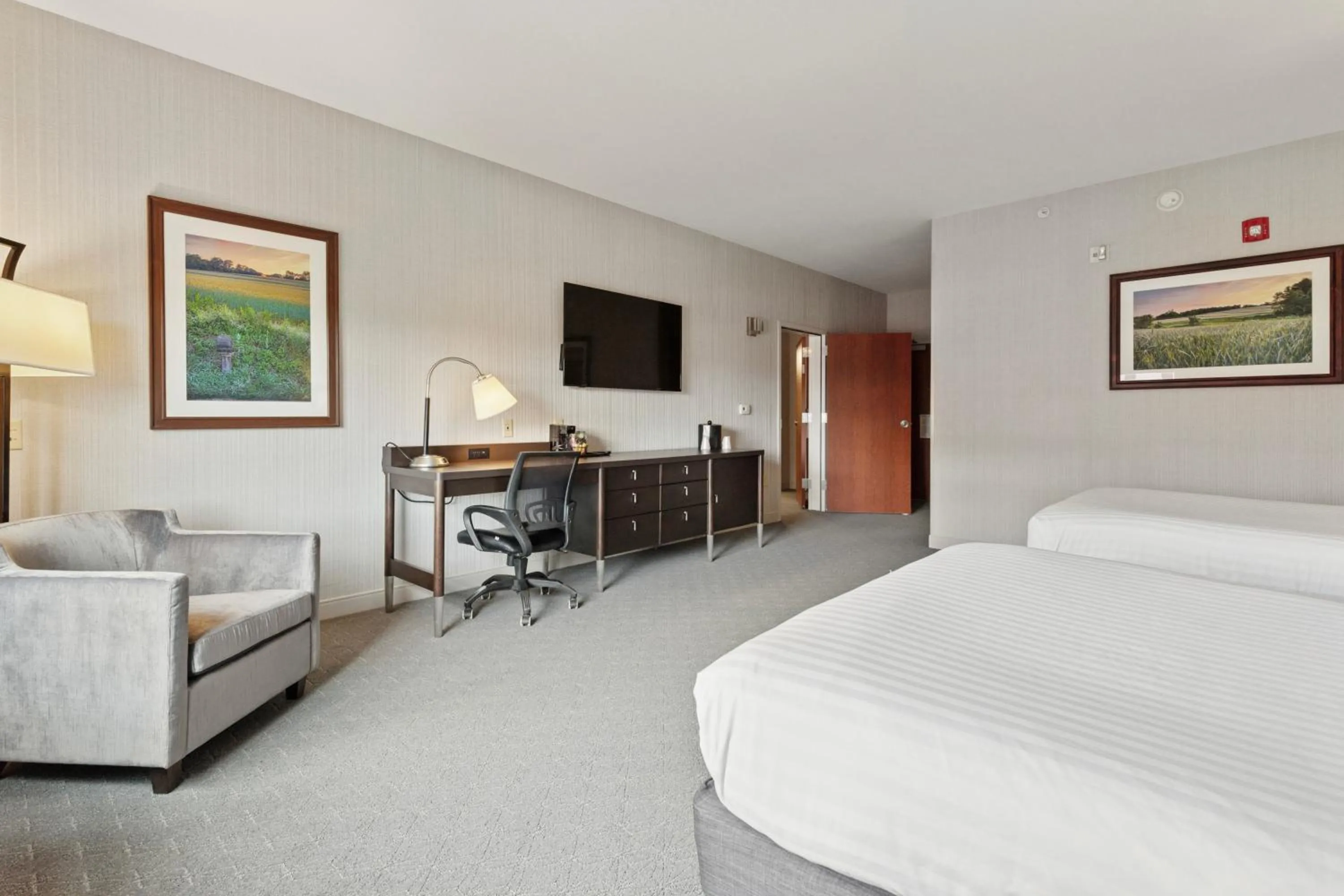 Bedroom, Bed in The Hotel Warner