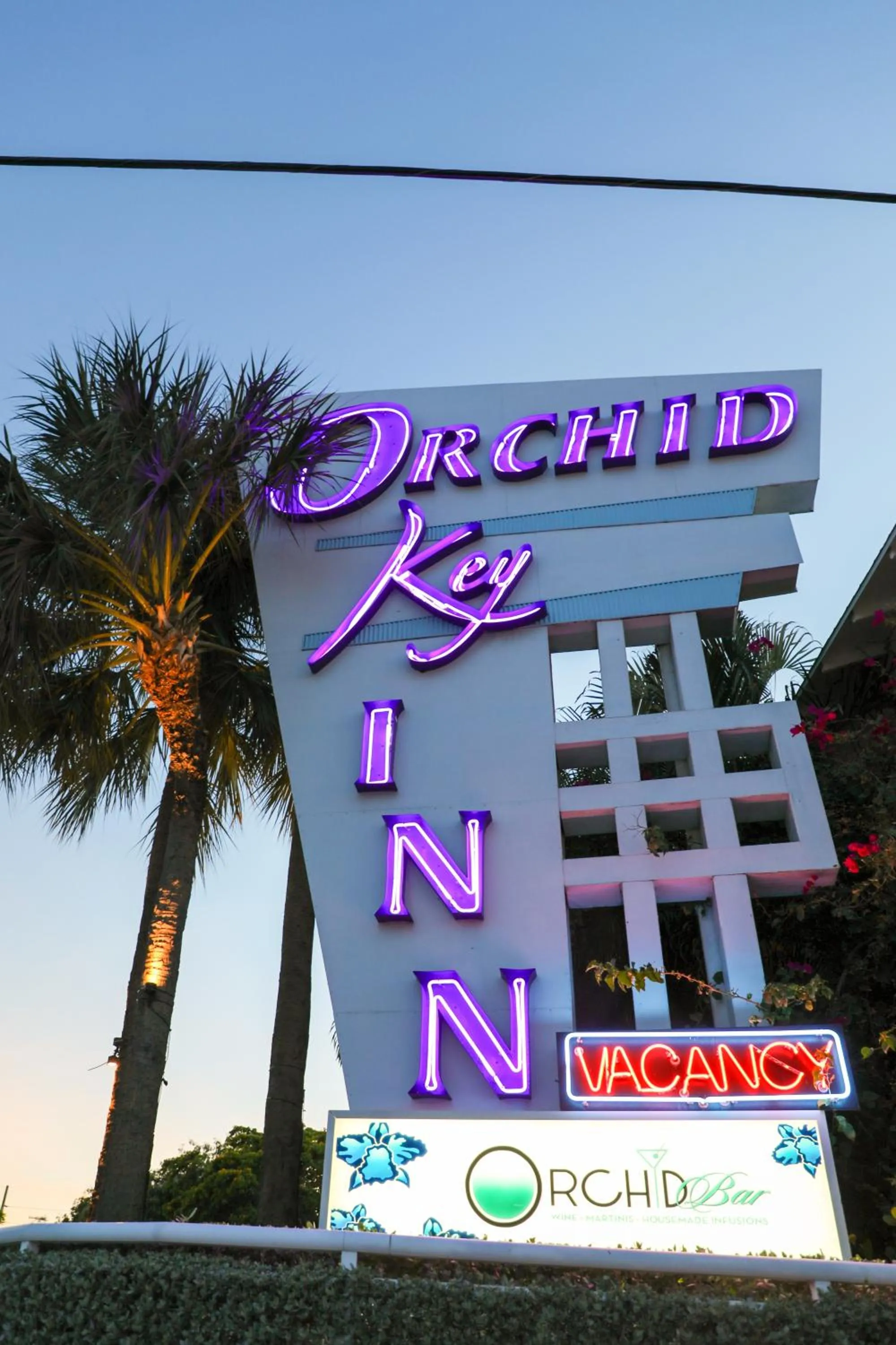 Orchid Key Inn - Adults Only