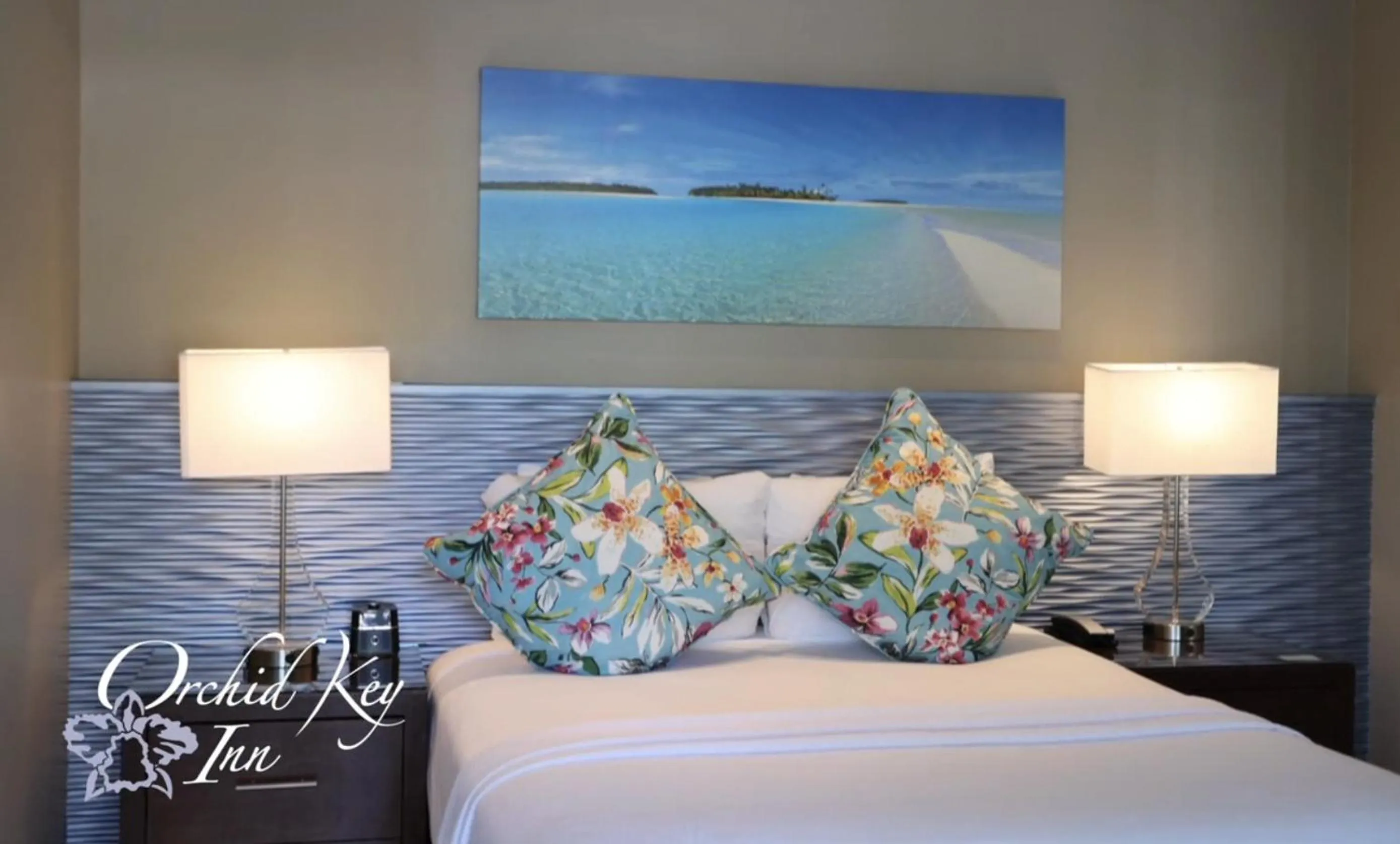 Bed in Orchid Key Inn - Adults Only