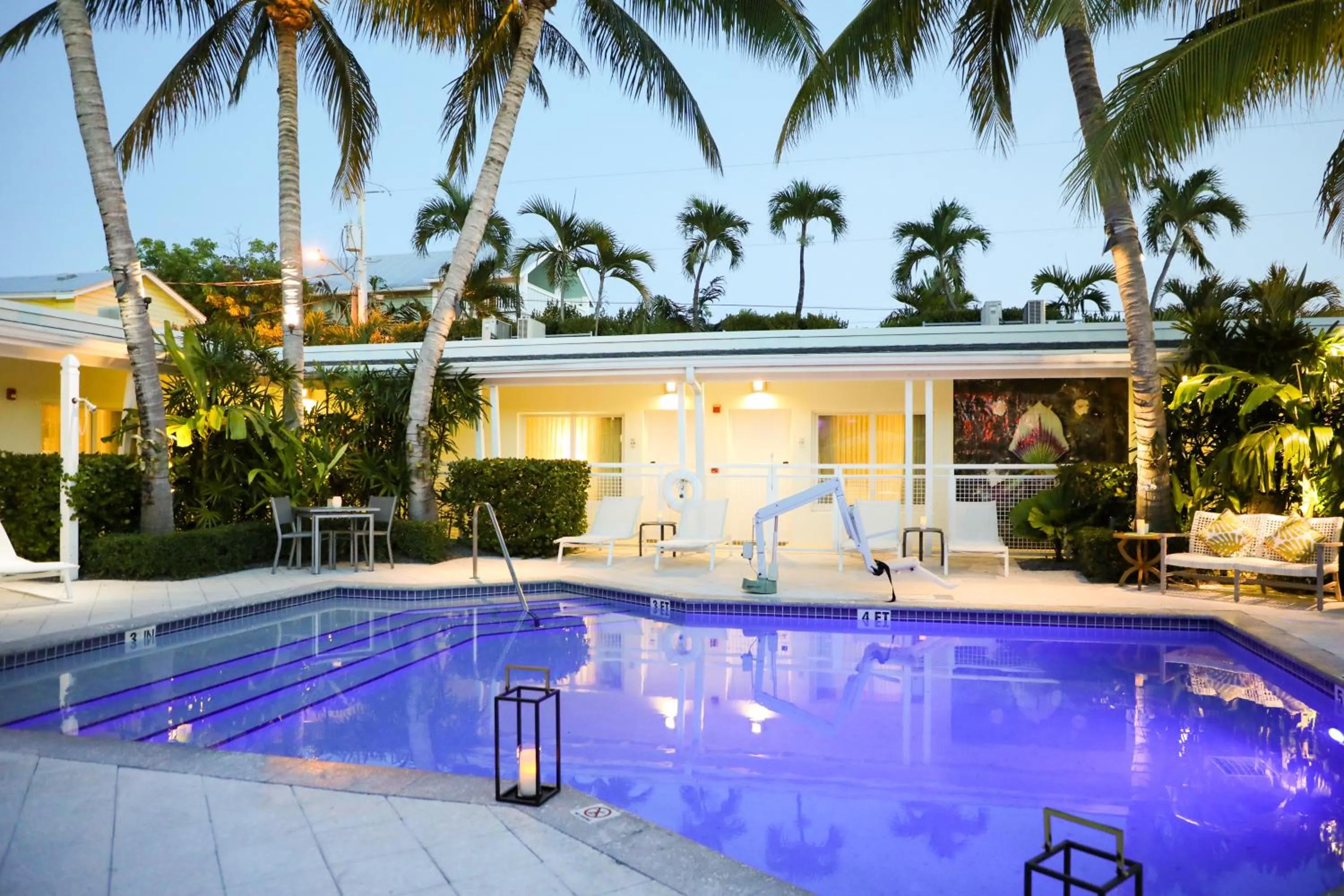 Swimming pool in Orchid Key Inn - Adults Only