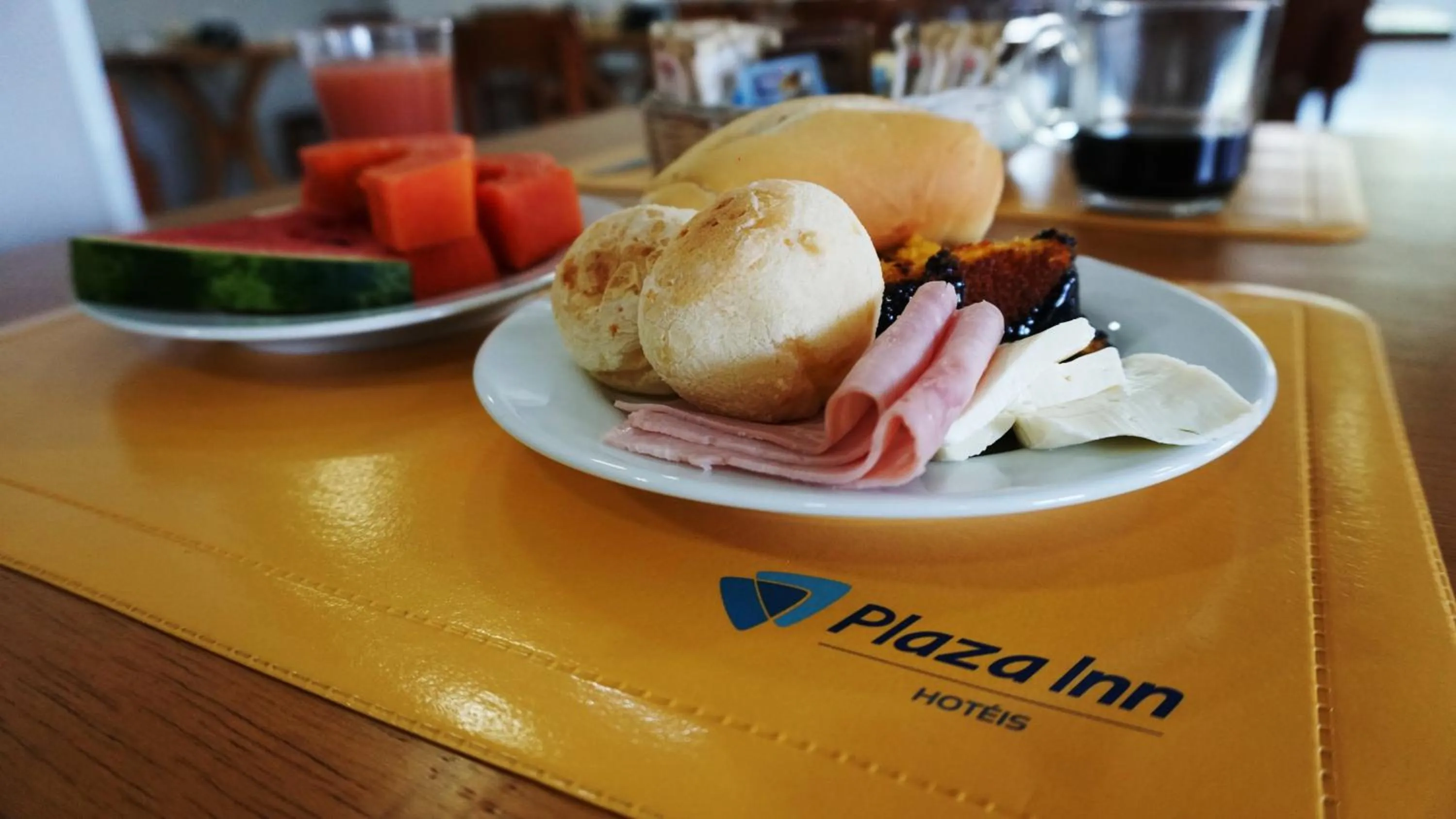 Breakfast in Plaza Inn Trevo Sorocaba