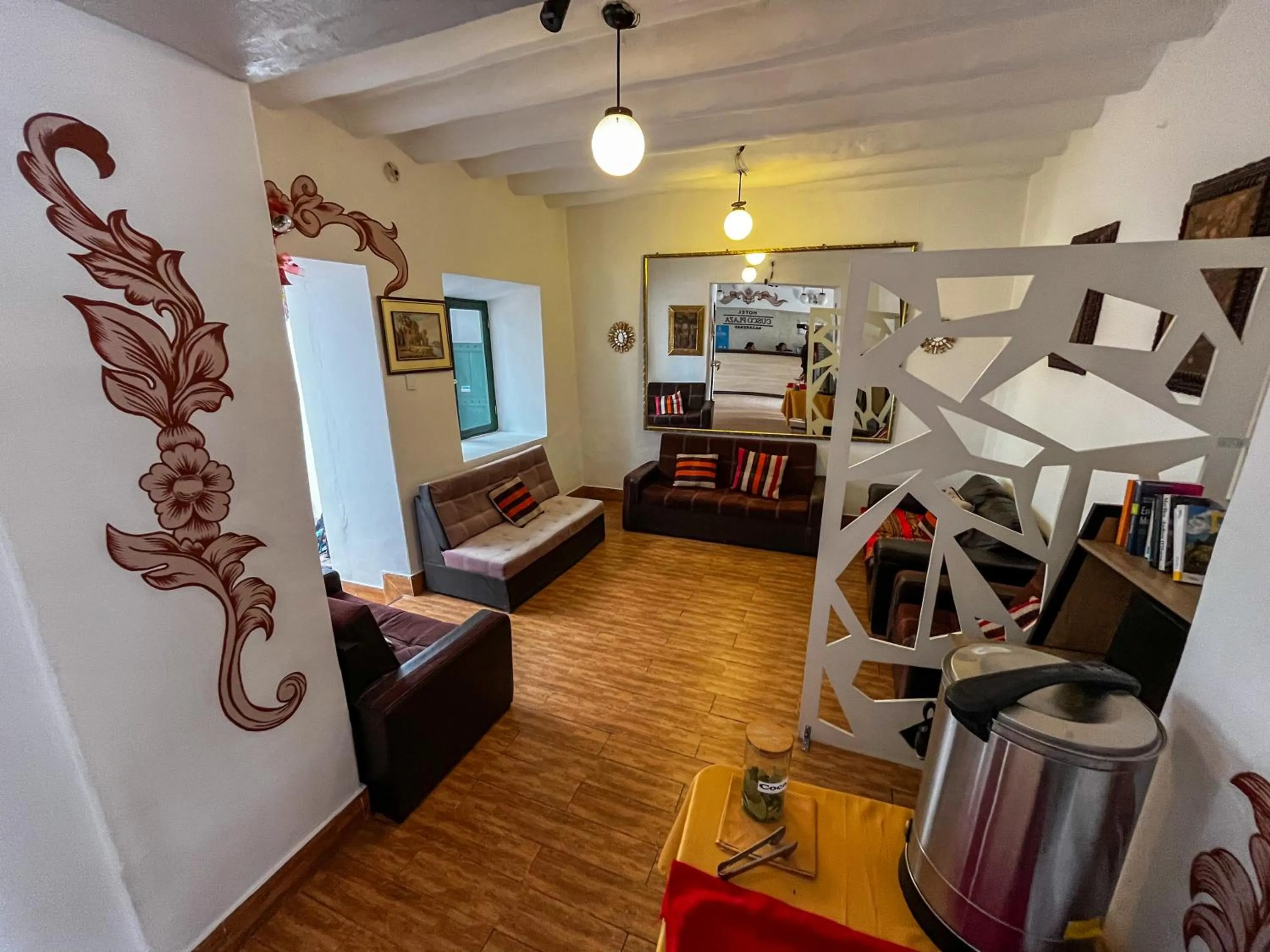 Living room in Cusco Plaza Nazarenas