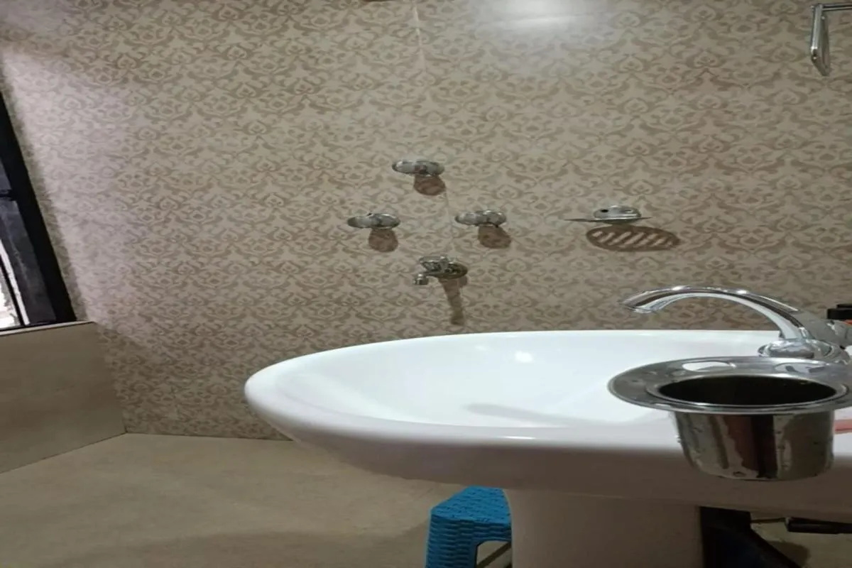 Bathroom in Hotel Ninamma