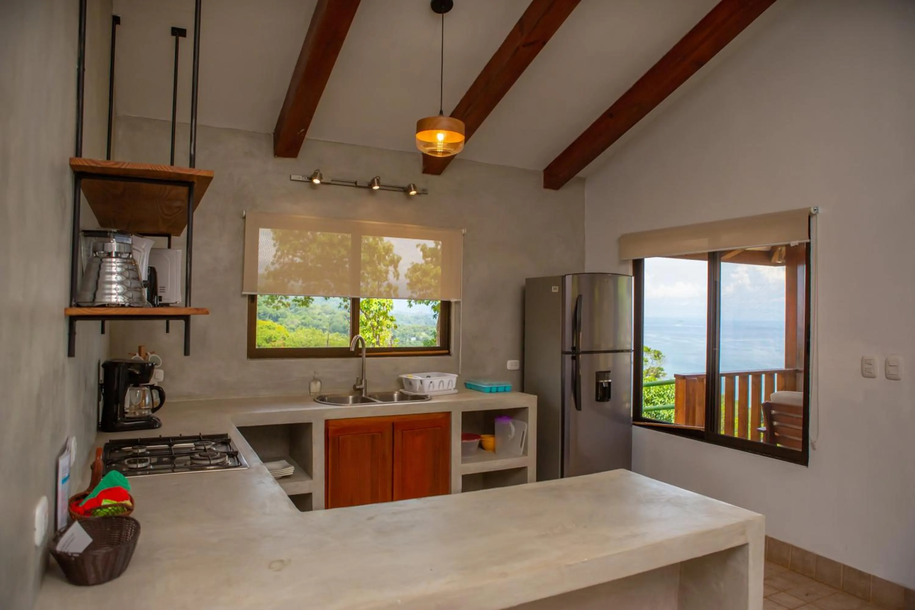 Kitchen or kitchenette in Villas Alturas
