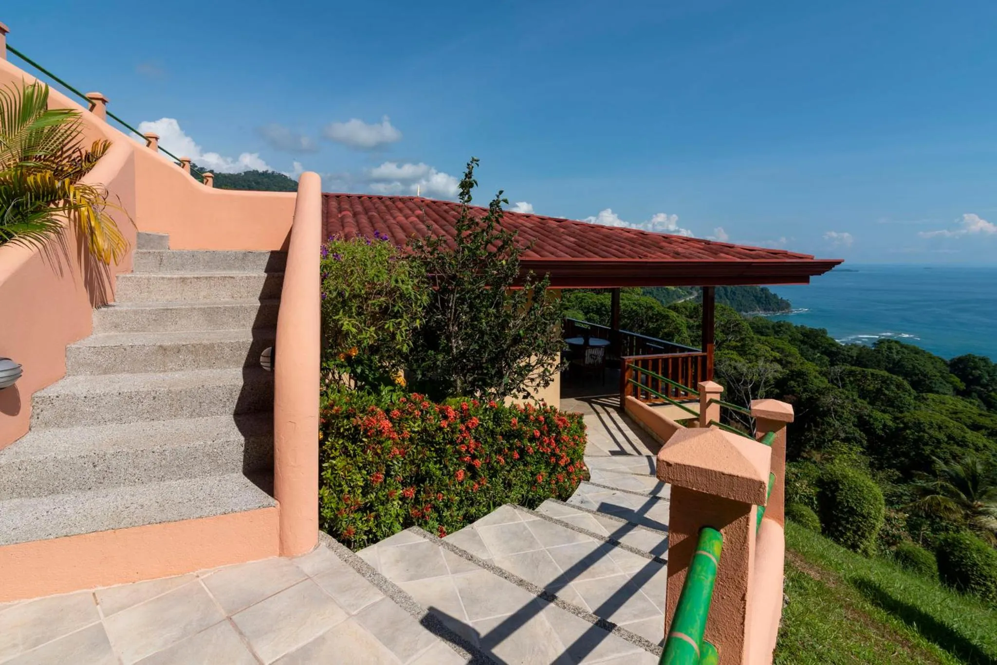 Patio in Villas Alturas