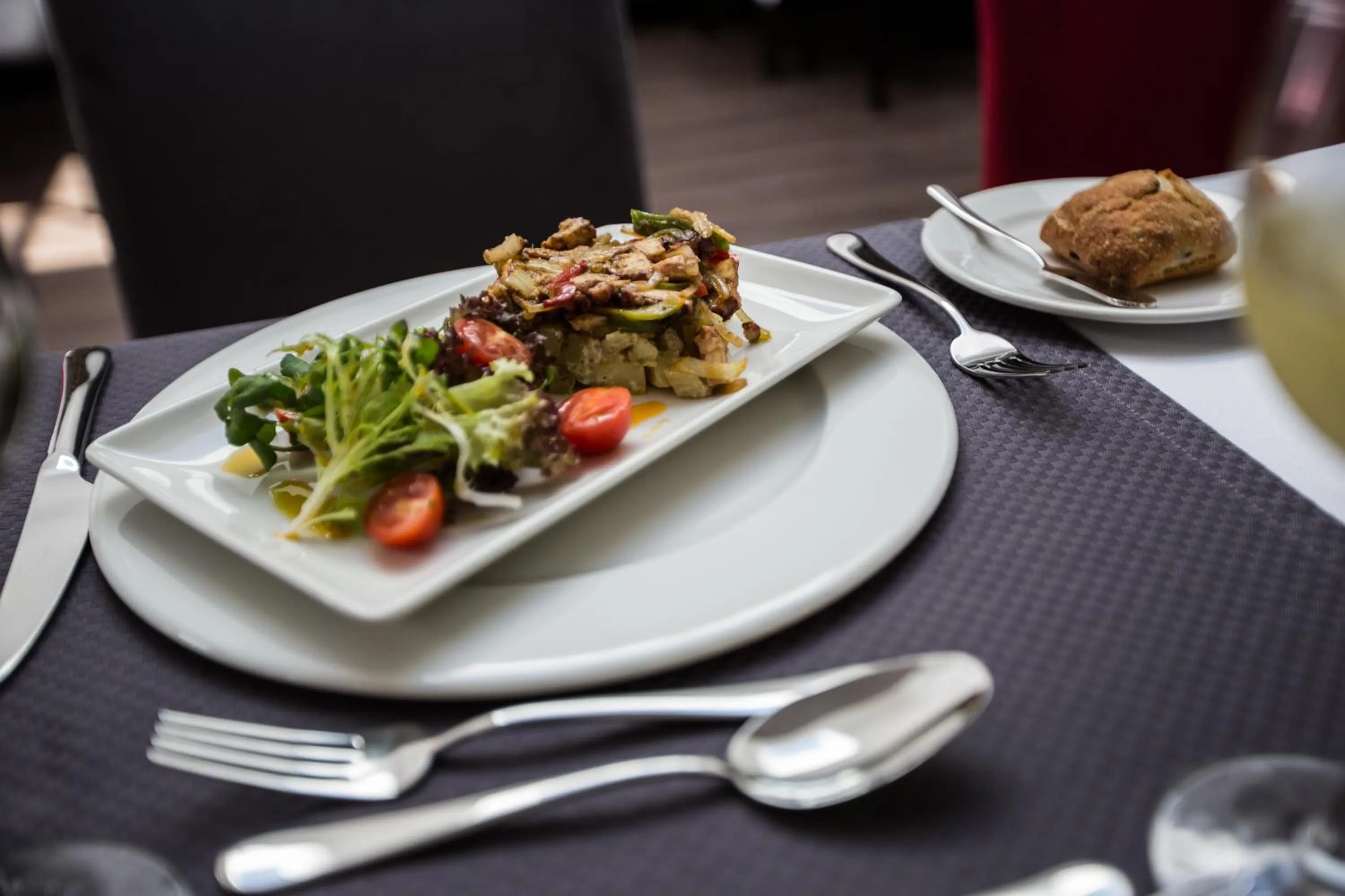 Meals in Santa Cruz Village Hotel