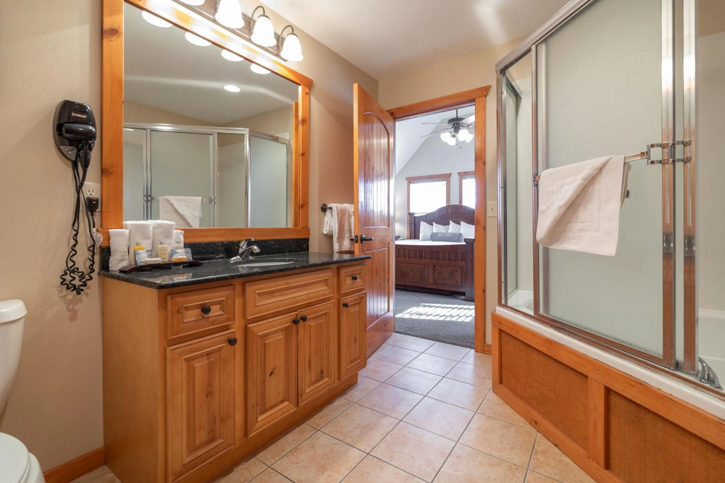 Bathroom in The Lodges at Table Rock
