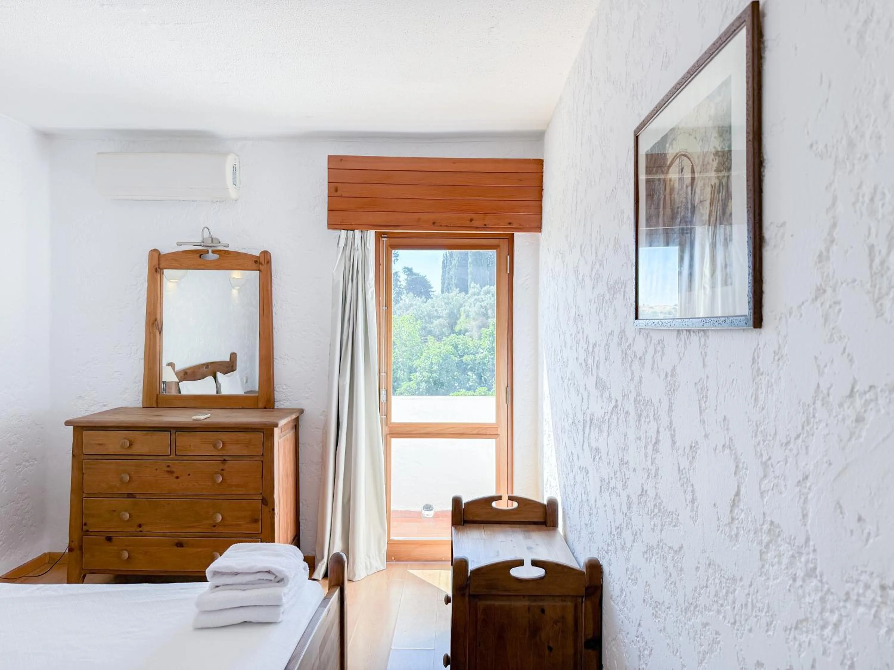 Photo of the whole room, Bed in Oleandro Country Club