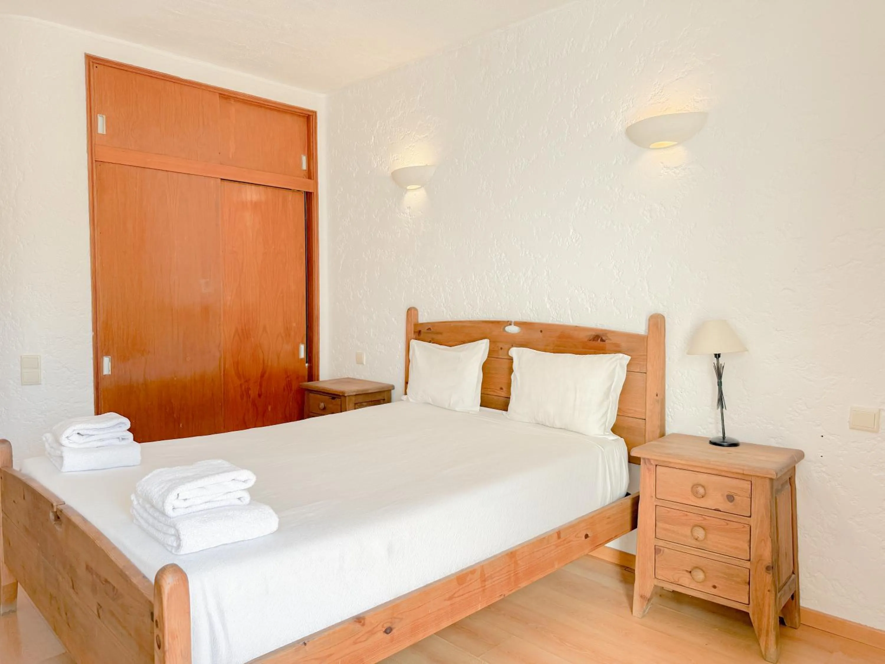 Photo of the whole room, Bed in Oleandro Country Club