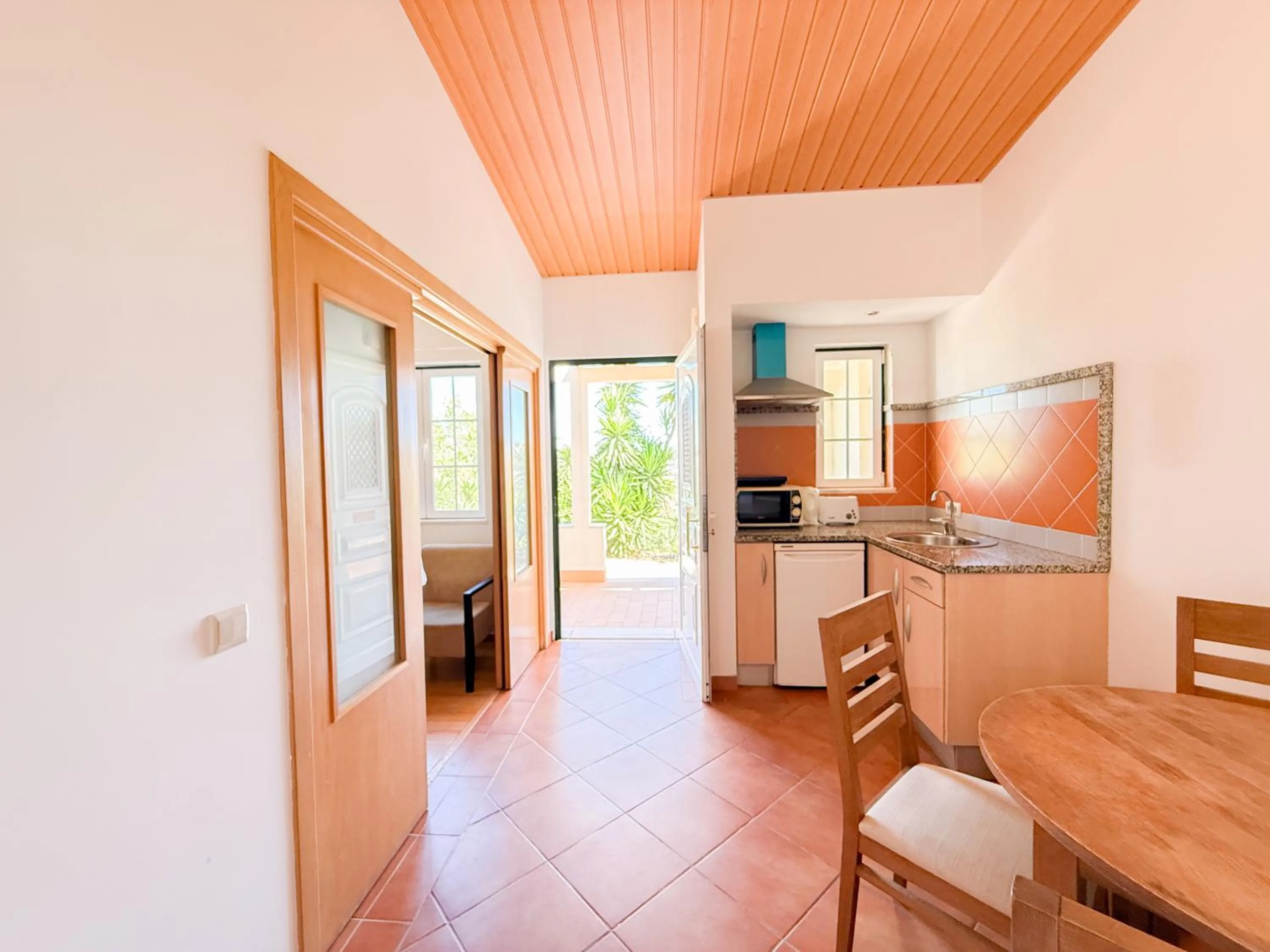 Kitchen or kitchenette in Oleandro Country Club