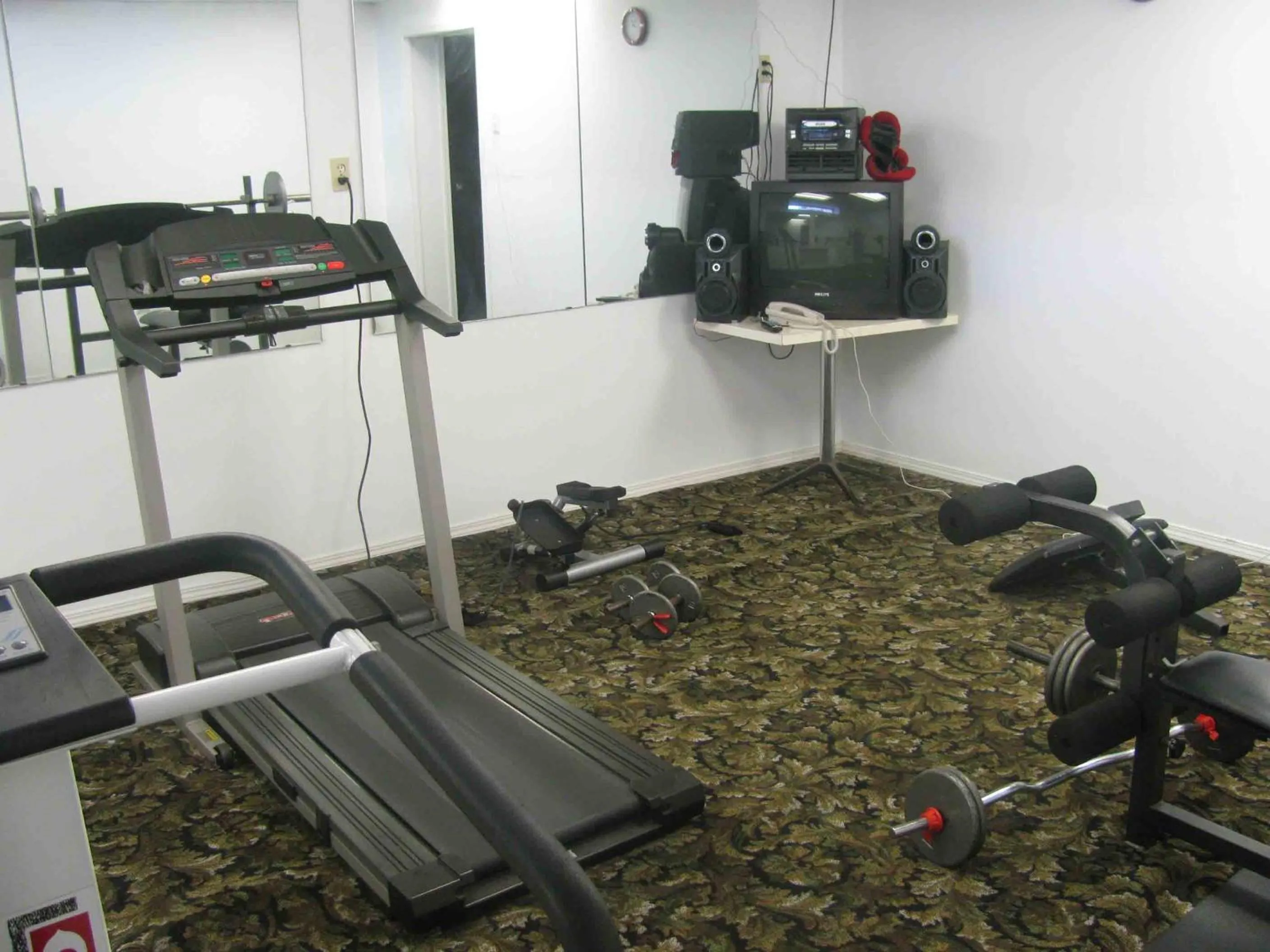 Fitness centre/facilities in MOOSEJAW INN