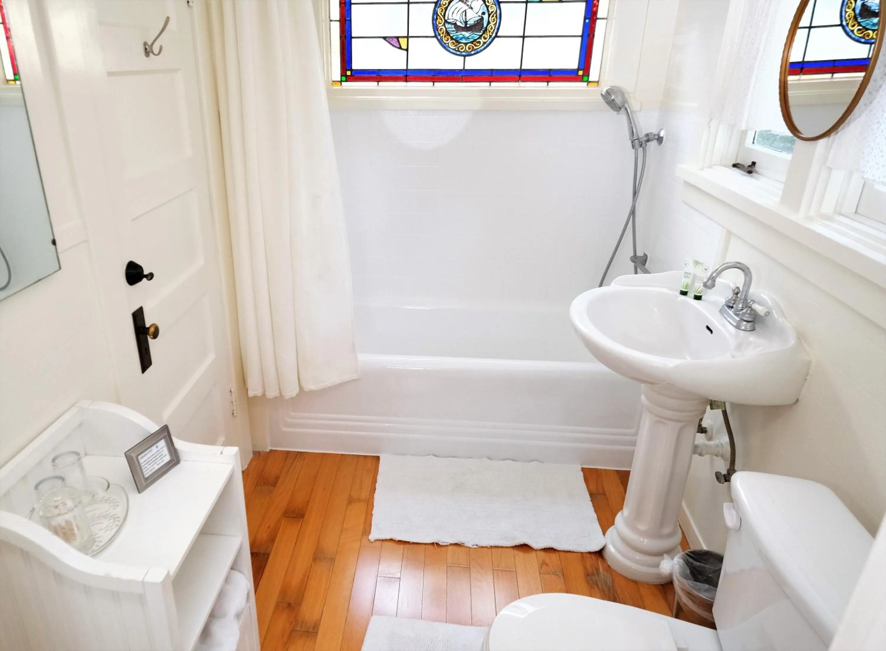 Shower in Arroyo Vista Inn