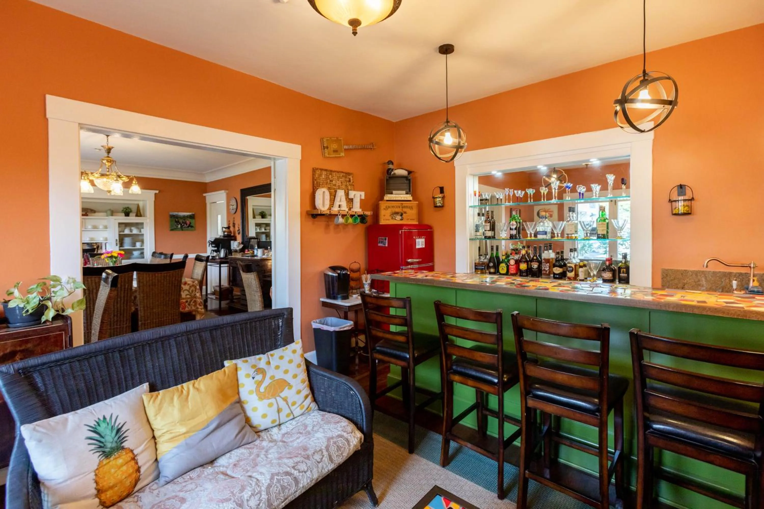 Living room in Arroyo Vista Inn