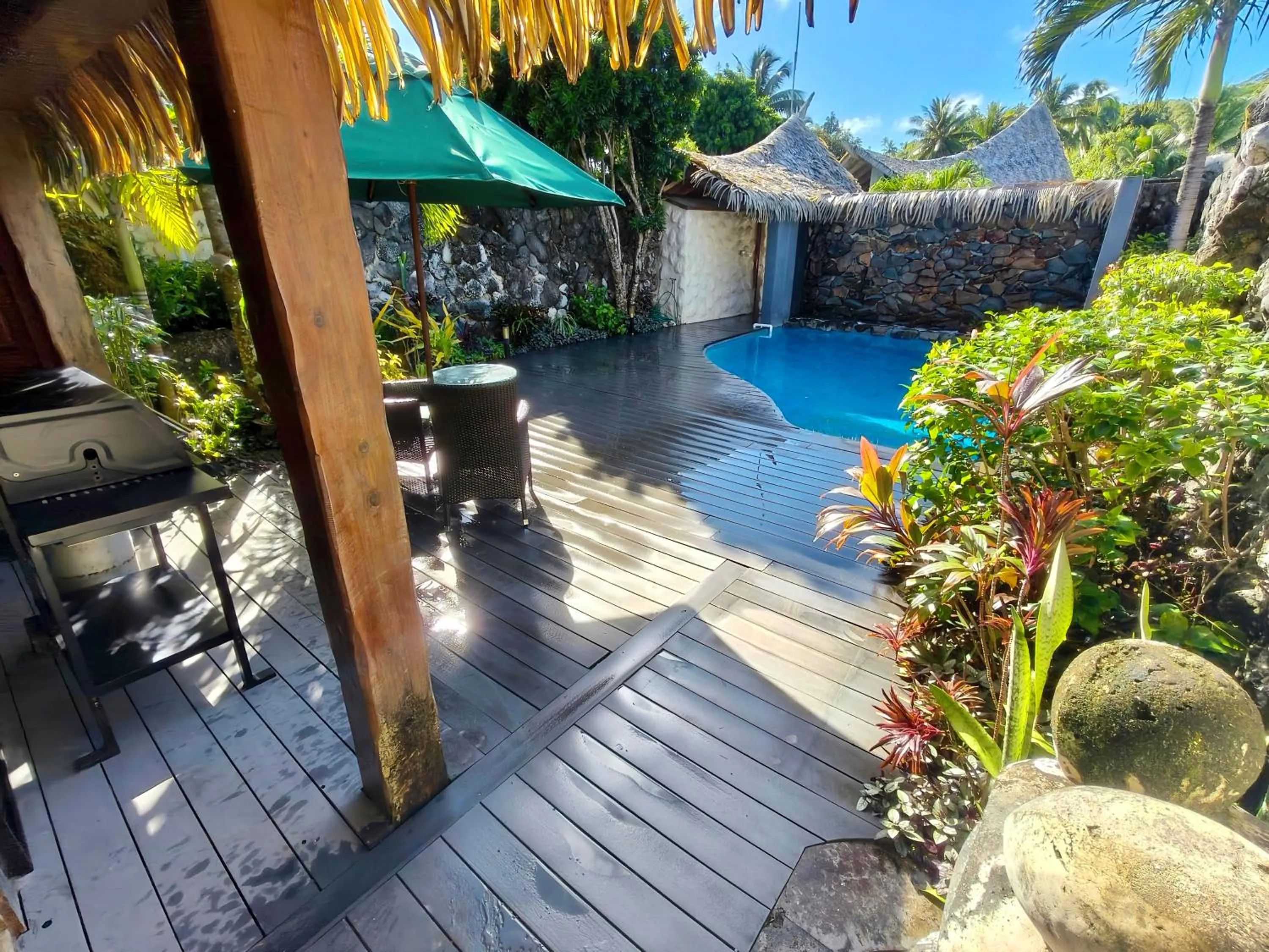 Patio in Aitutaki Escape