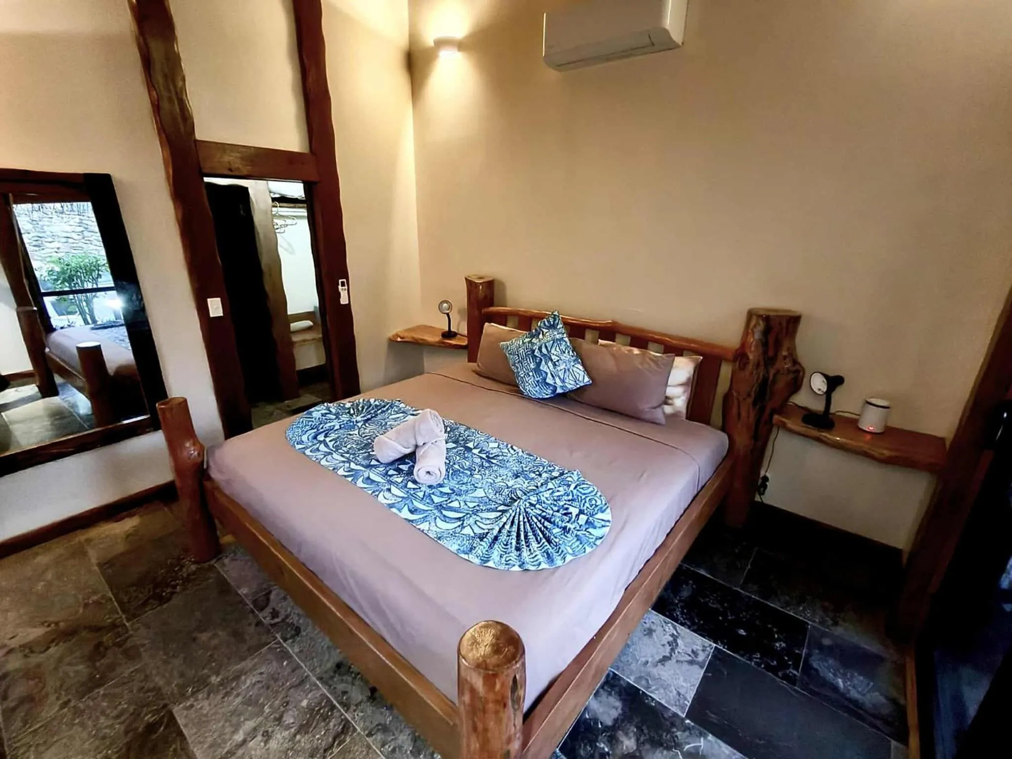 Bed in Aitutaki Escape