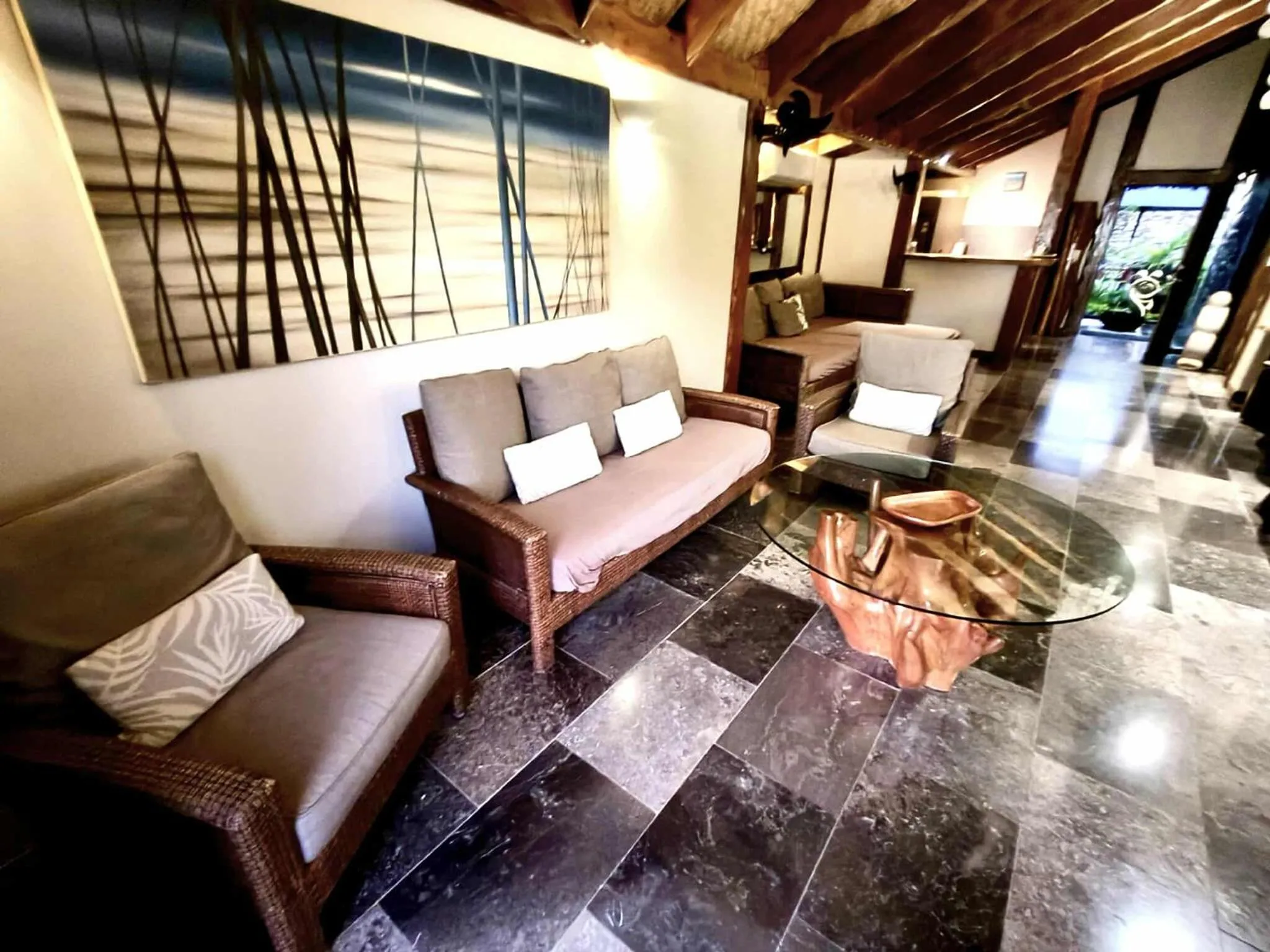 Living room in Aitutaki Escape