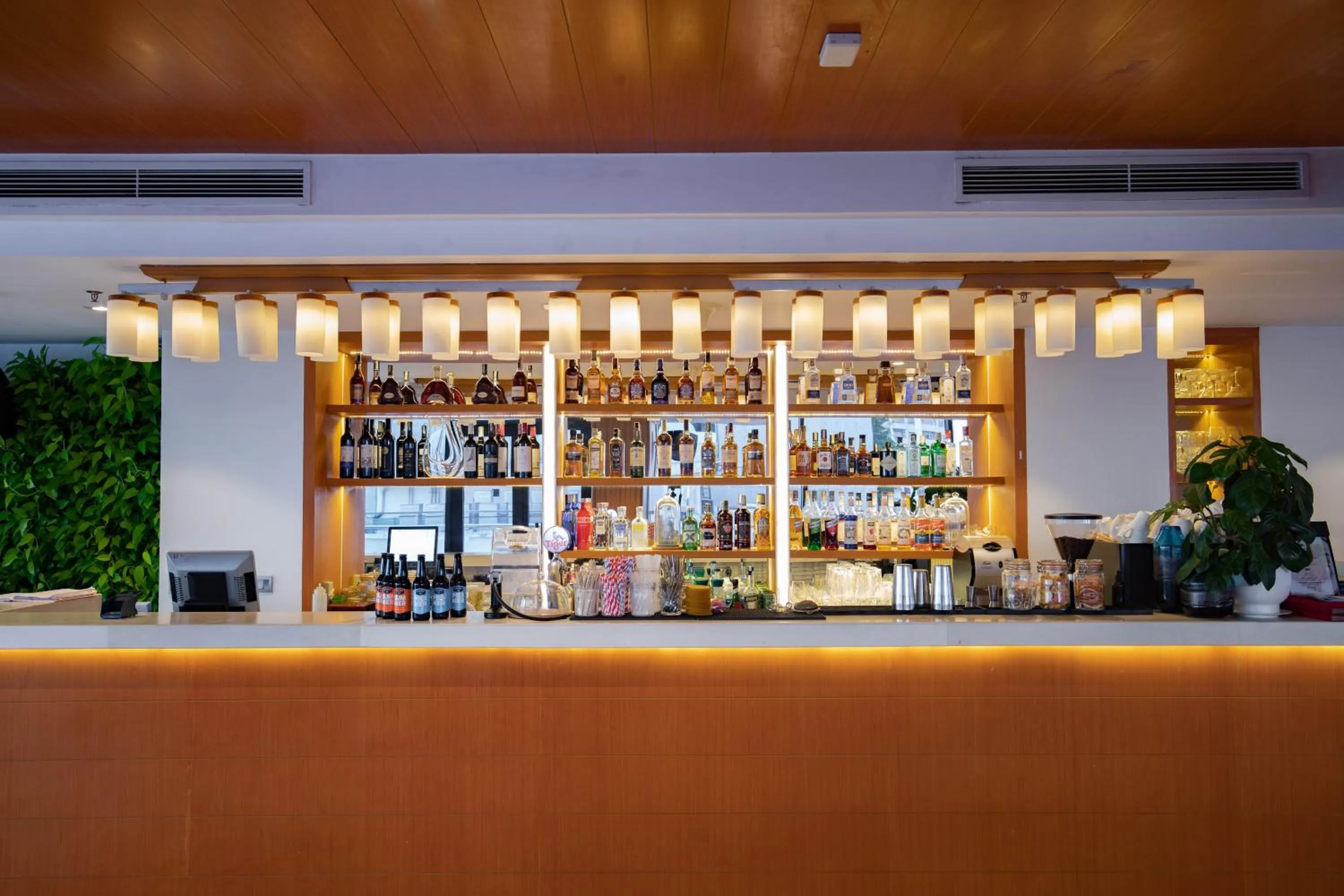 Restaurant/places to eat in TMS Hotel Da Nang Beach