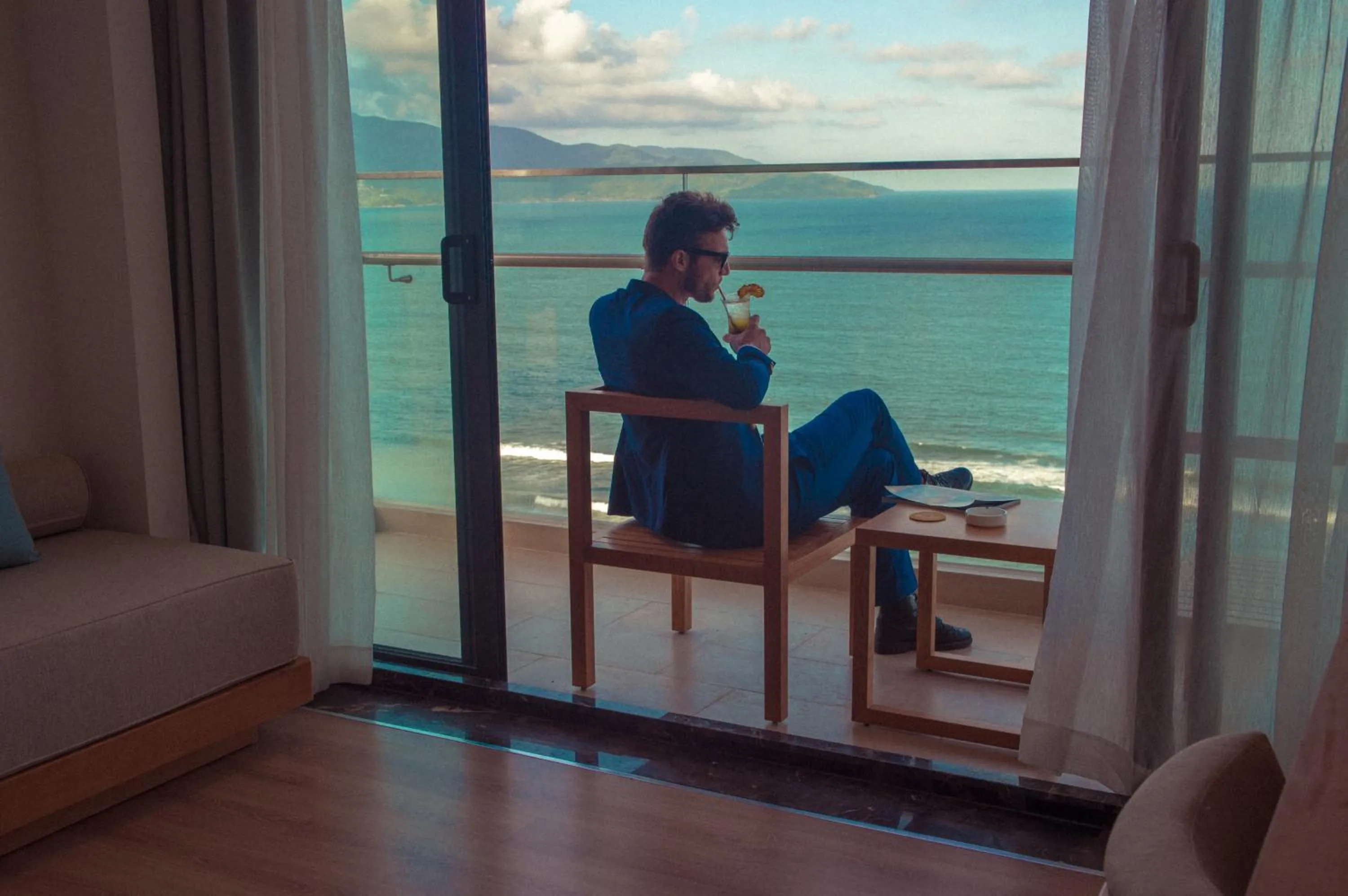 Premier Suite Double Ocean view with Balcony in TMS Hotel Da Nang Beach