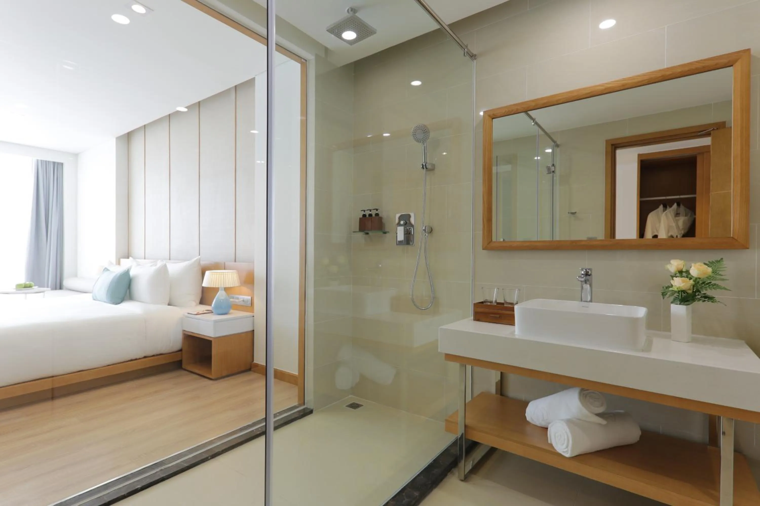 Bathroom, Bed in TMS Hotel Da Nang Beach