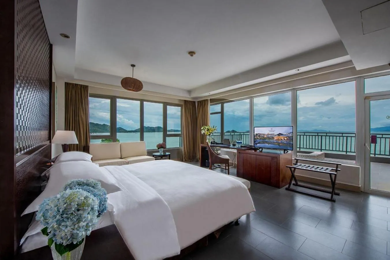 Property building in Sheraton Huizhou Beach Resort