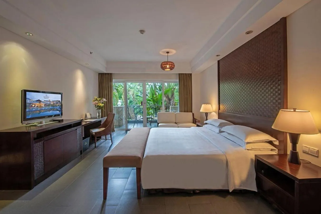 Property building in Sheraton Huizhou Beach Resort