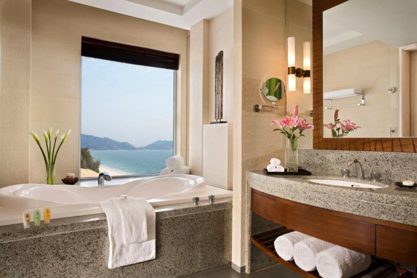 Property building in Sheraton Huizhou Beach Resort