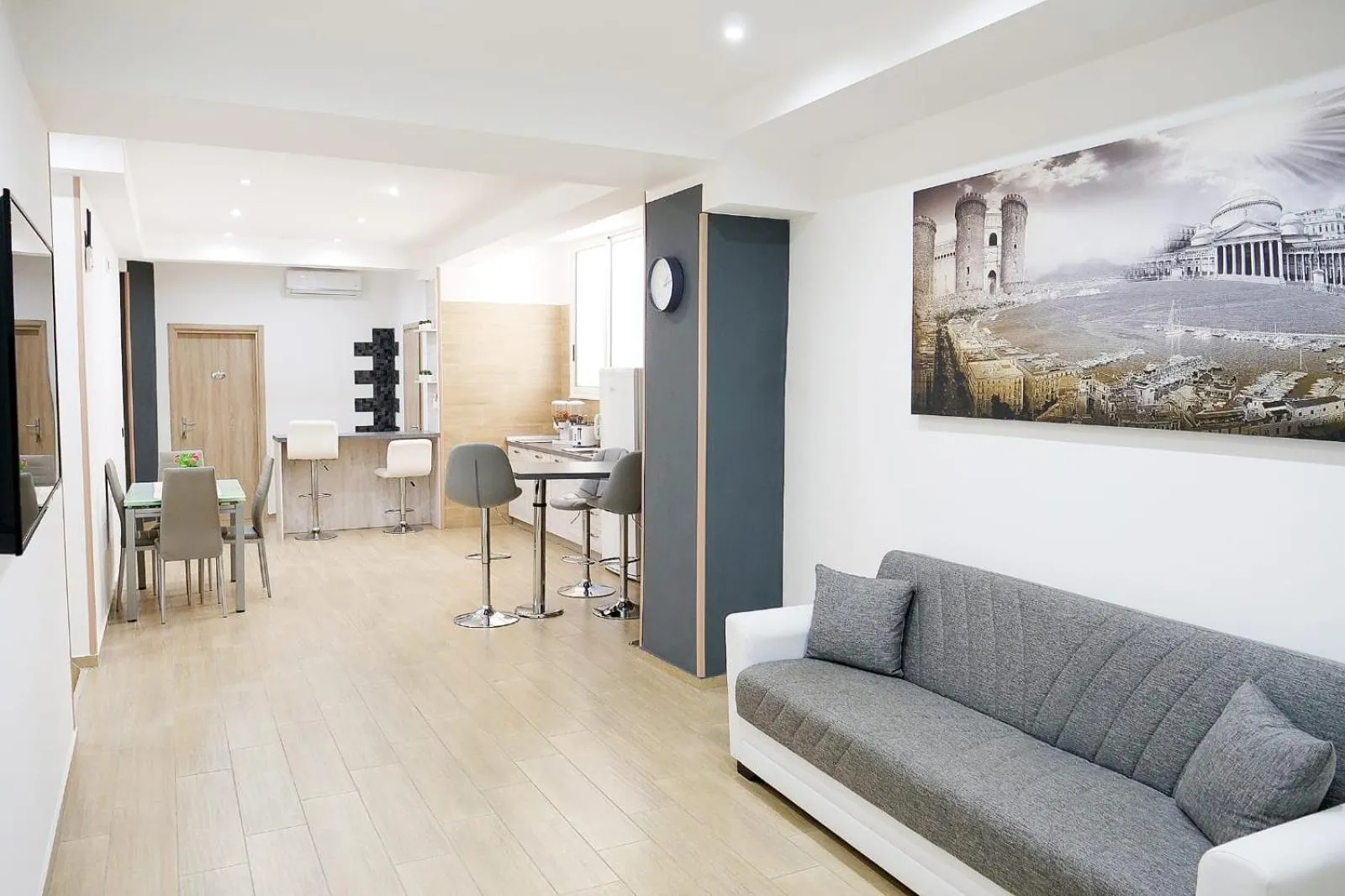 Communal lounge/ TV room in b&b annunziata dream