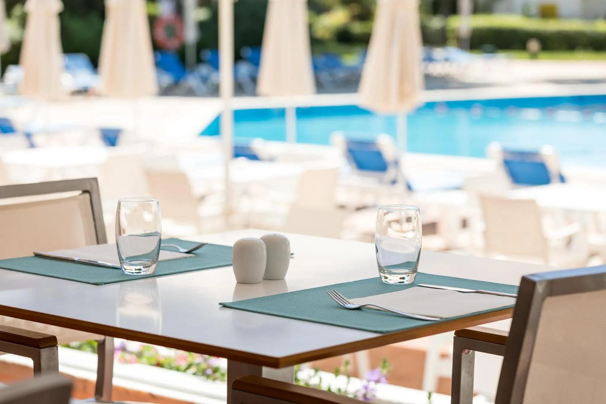 Food and drinks in Apartamentos Turisticos Pinhal Da Marina