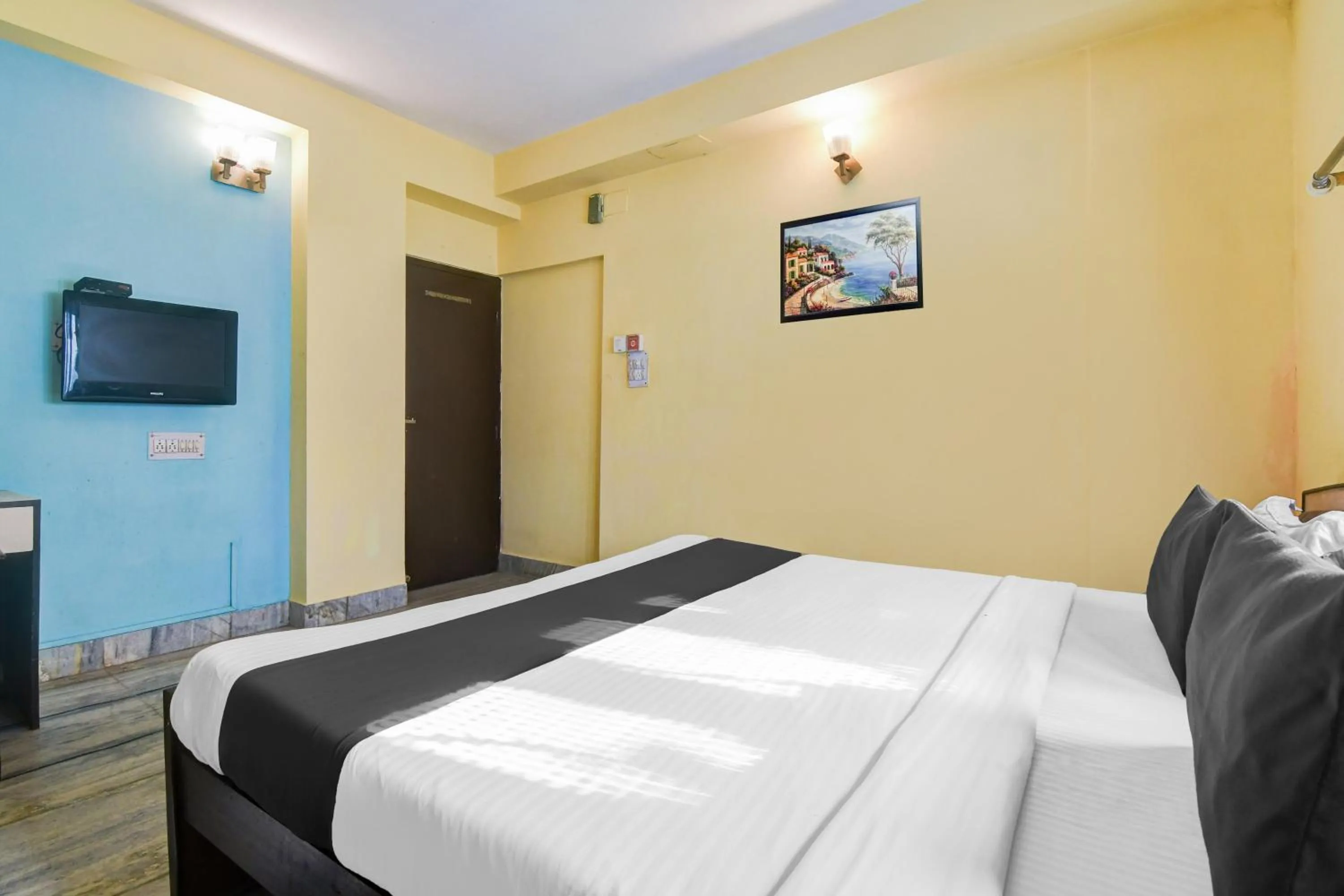 Bedroom, Bed in Super Hotel O Alipore Near Chetla Formerly Alipore Guest House