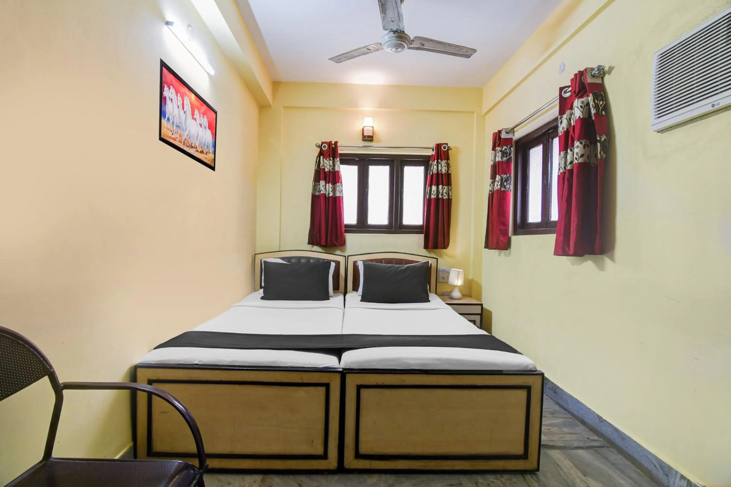 Bedroom, Bed in Super Hotel O Alipore Near Chetla Formerly Alipore Guest House