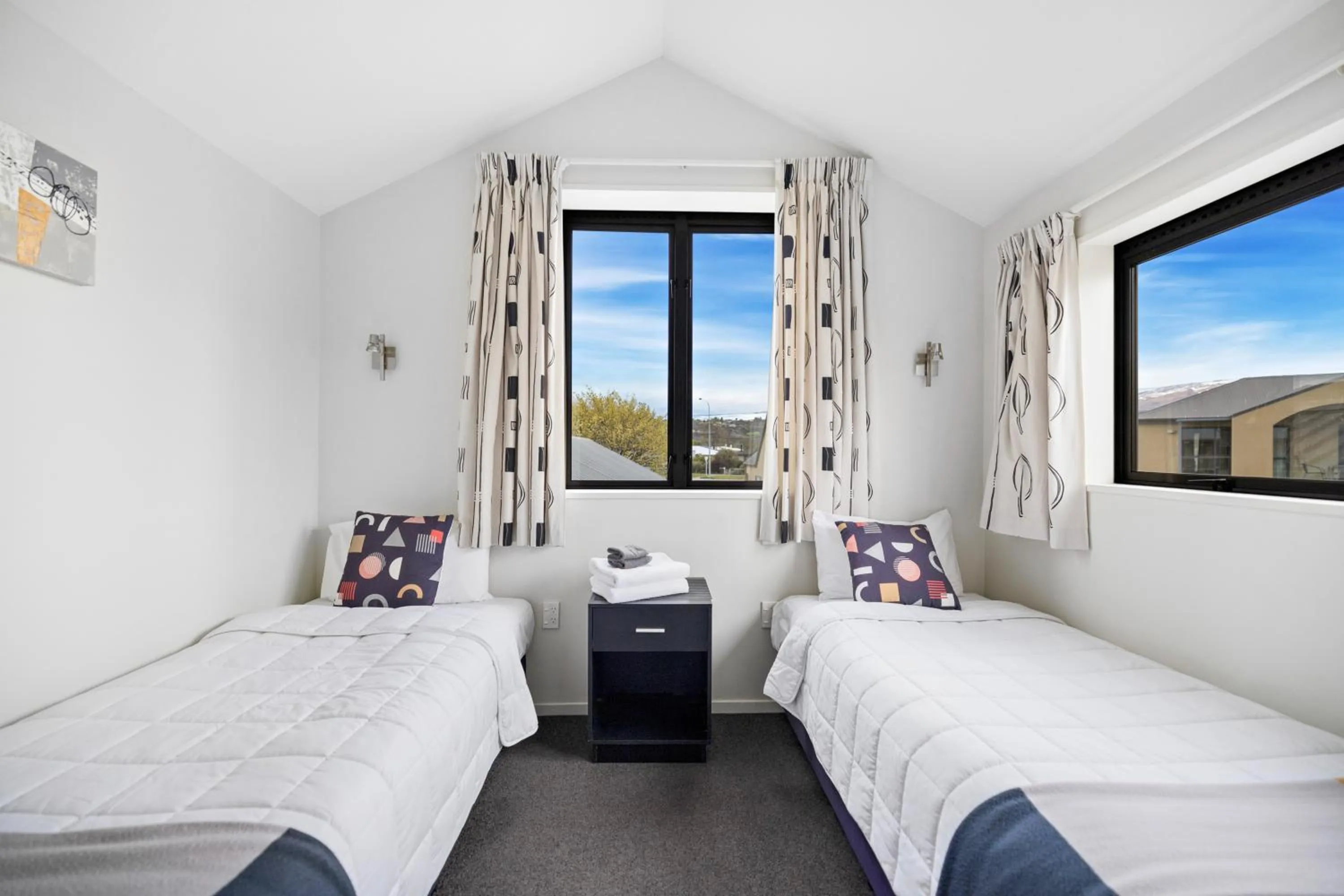 Bedroom, Bed in Avenue Motel