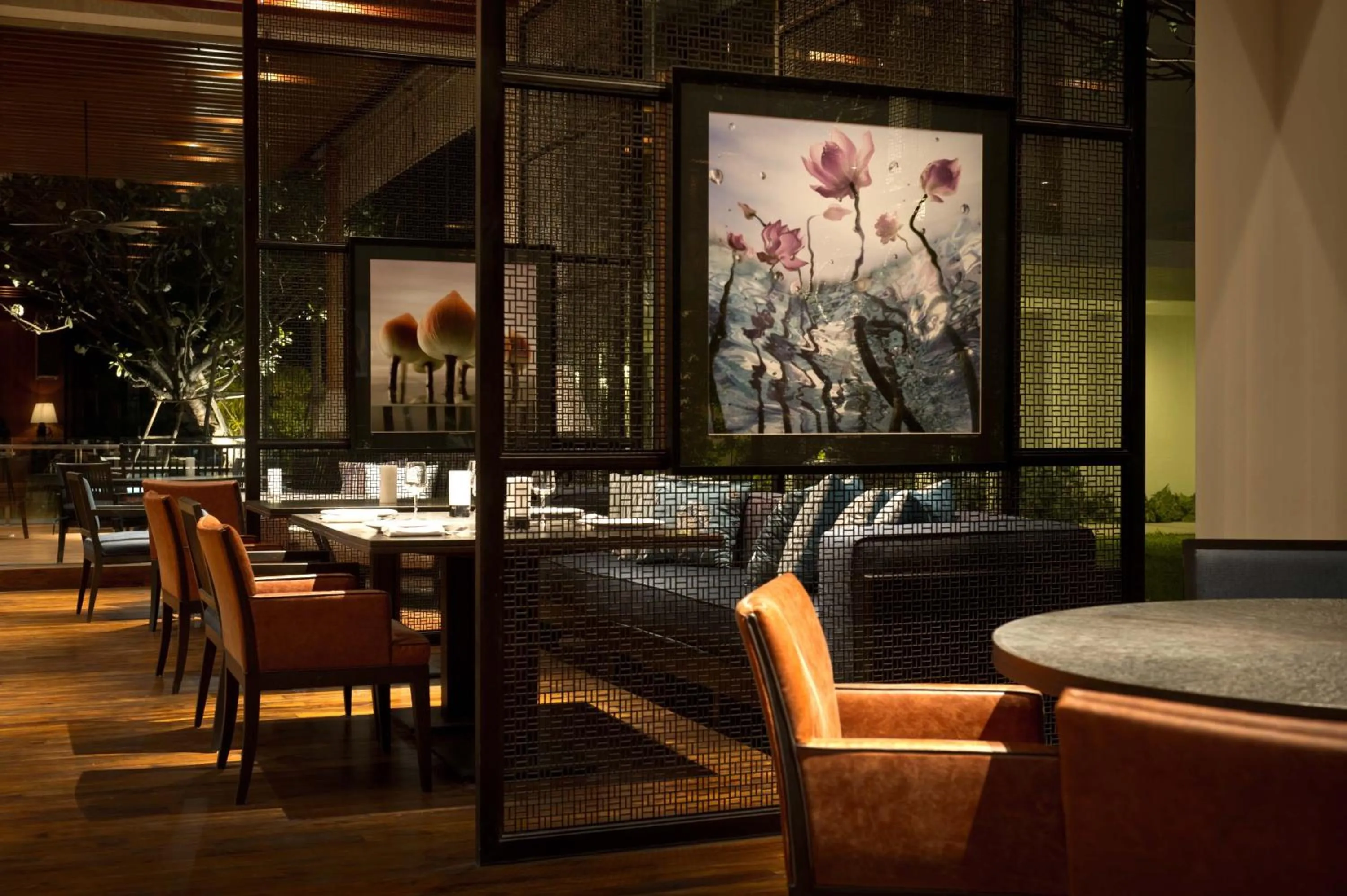 Restaurant/Places to Eat in Phuket Panwa Beachfront Resort