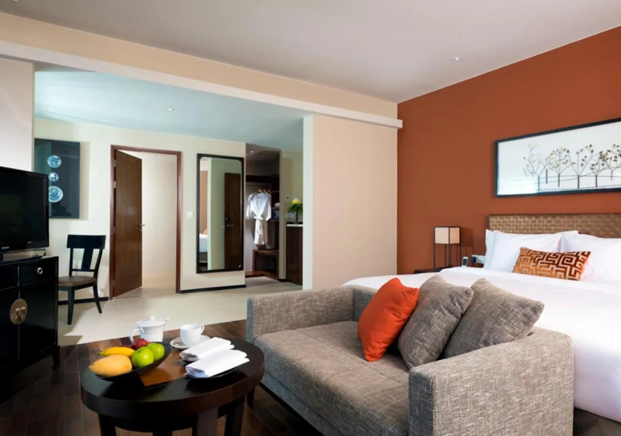 Bed, Seating Area in Phuket Panwa Beachfront Resort